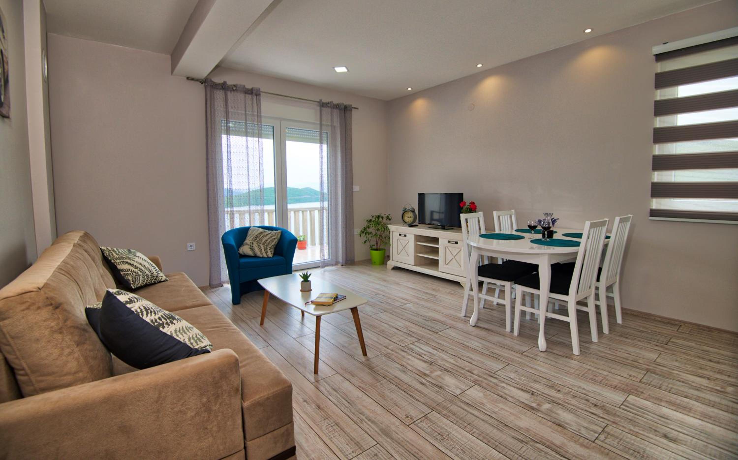 Apartments Leona