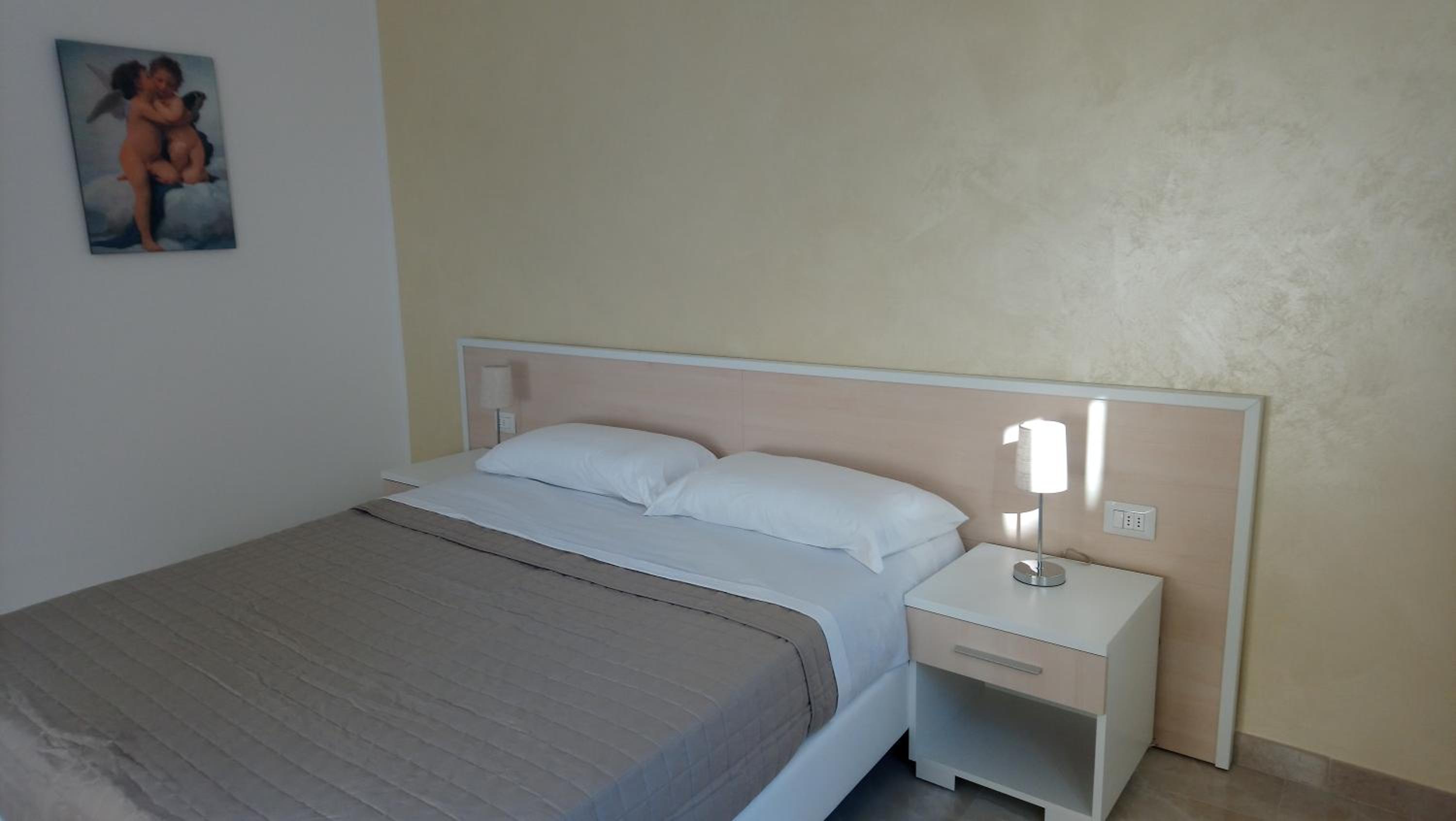 Gli Angeli en Loreto — hotel room
