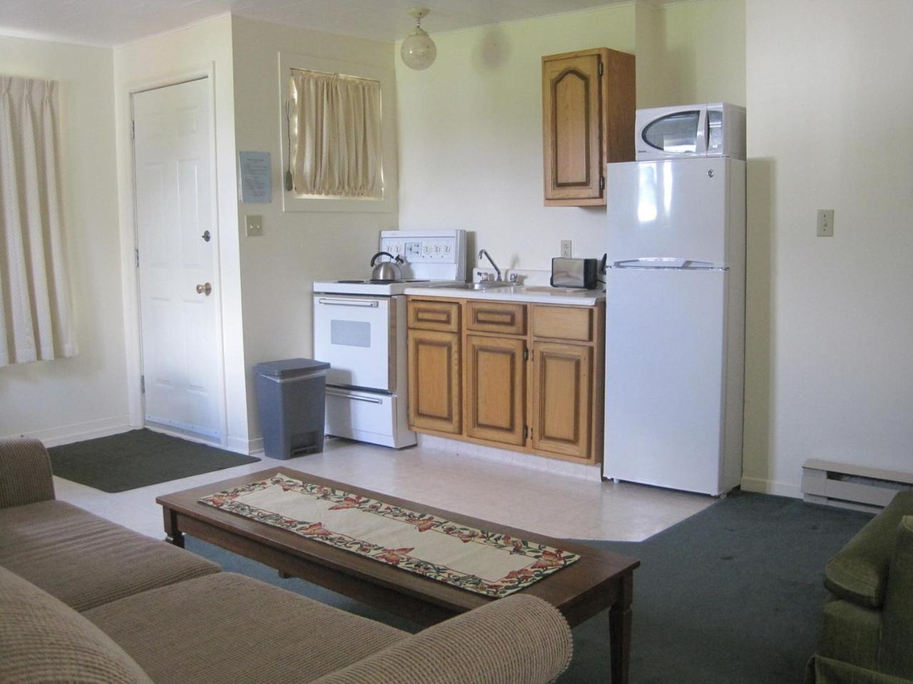 Lakeview Lodge and Cottages