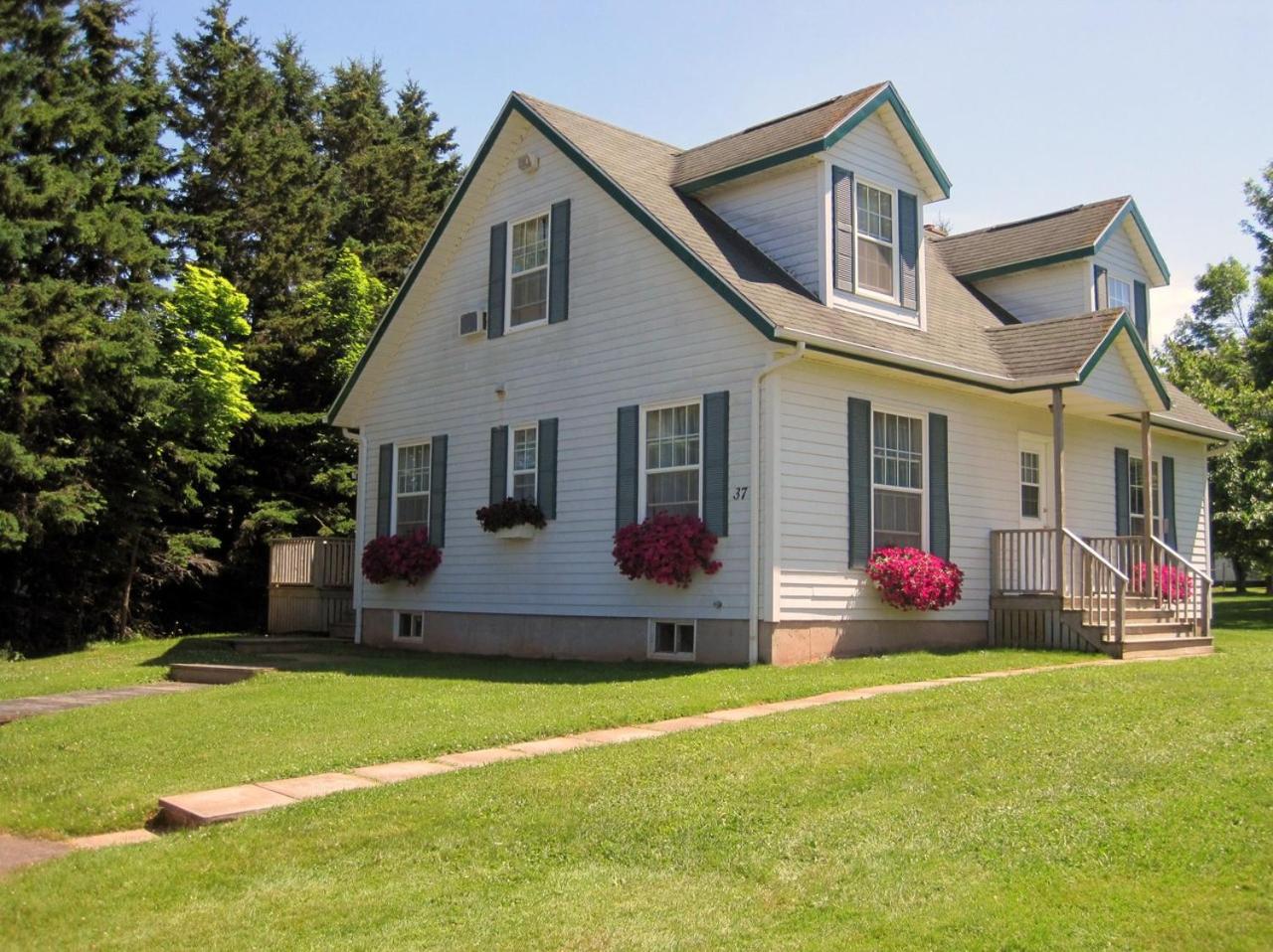 Lakeview Lodge and Cottages