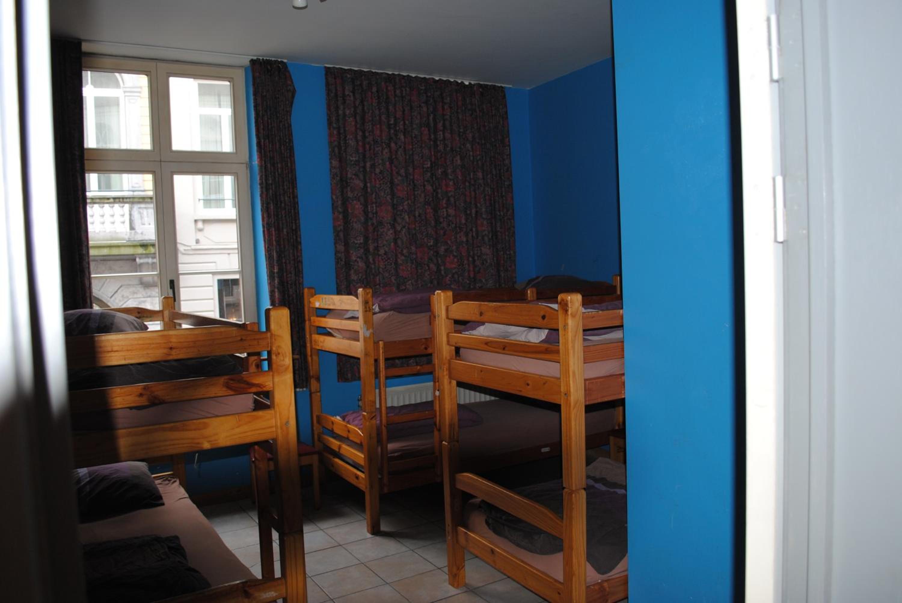 Photo 12
