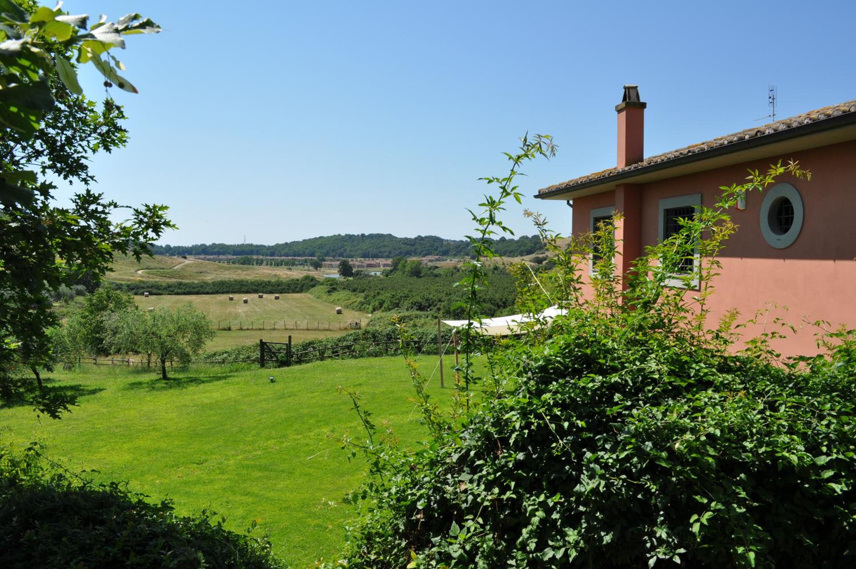 Casale Vicino Al Golf Nazionale
