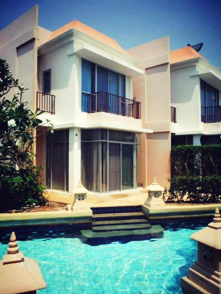 Hotel Teddy Bear Villa Hua Hin - Image 1