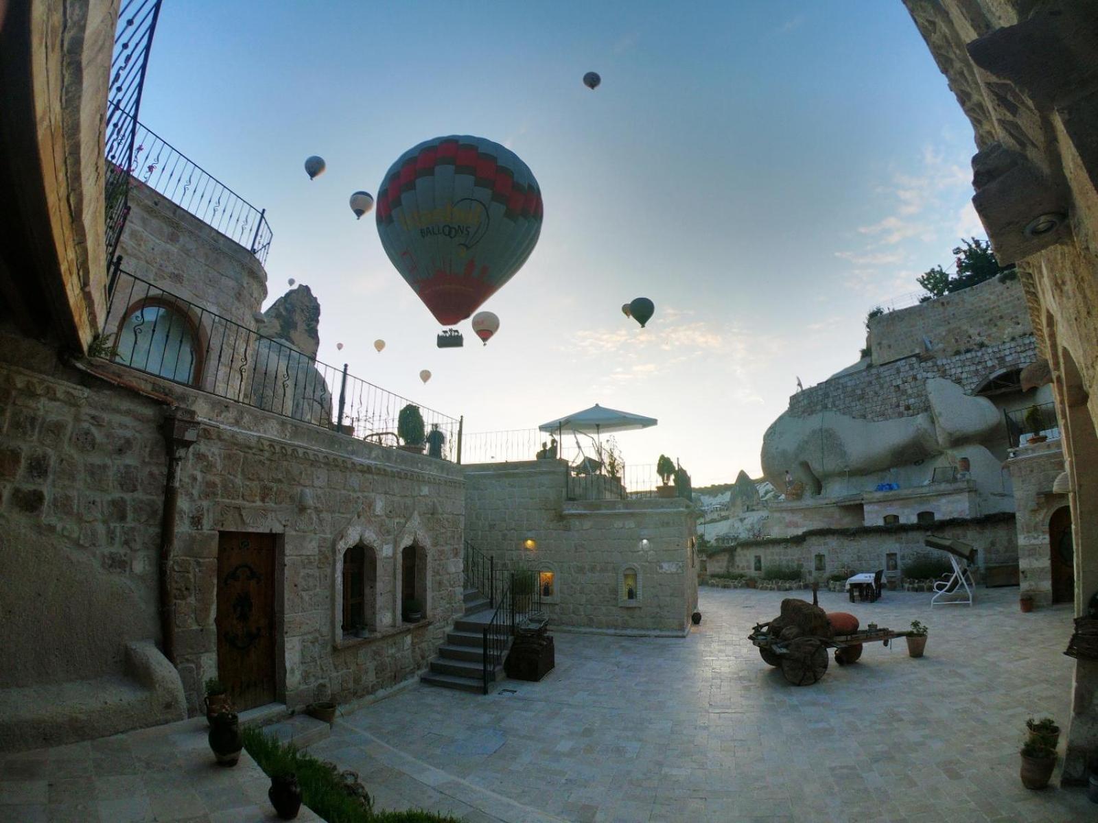 Grand Cave Suites - Image 118