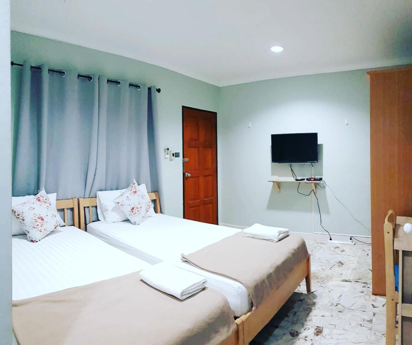 Wang Lang Hostel