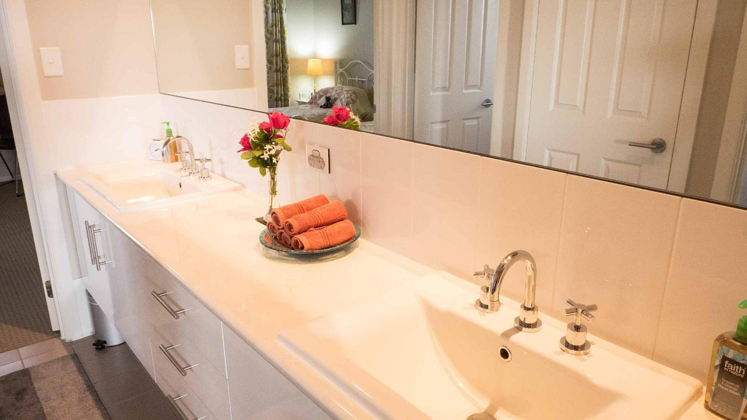 Rezare House Bed & Breakfast