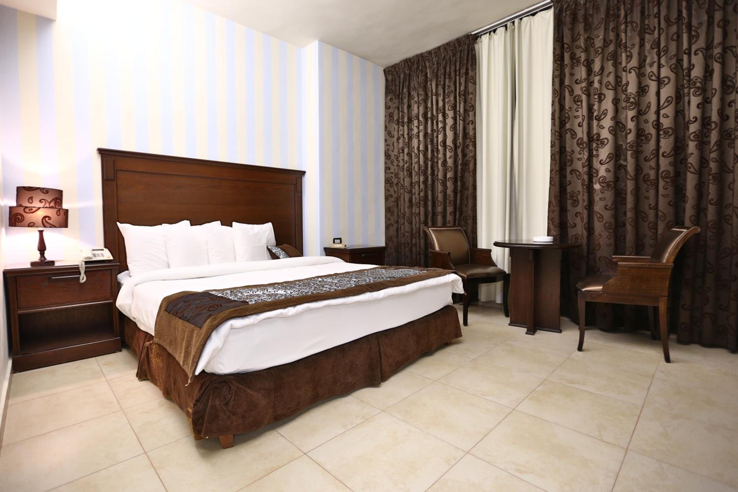 Hisham Hotel