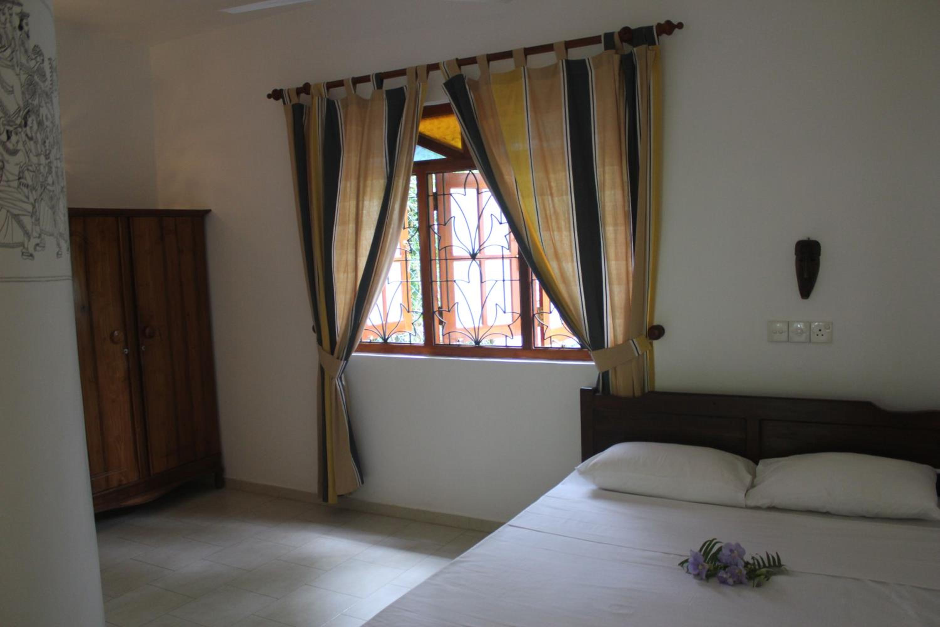 Dionis Villa