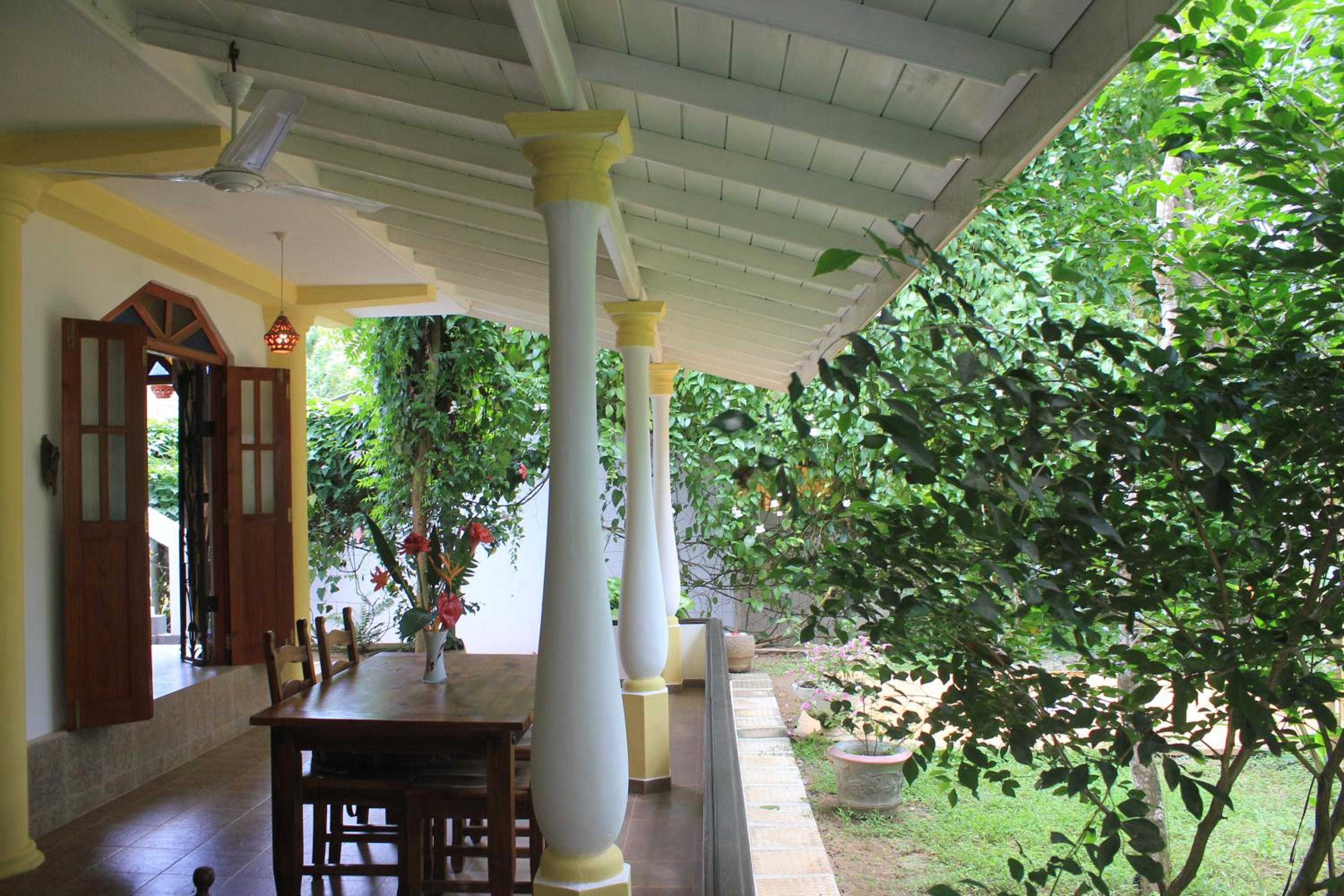 Dionis Villa