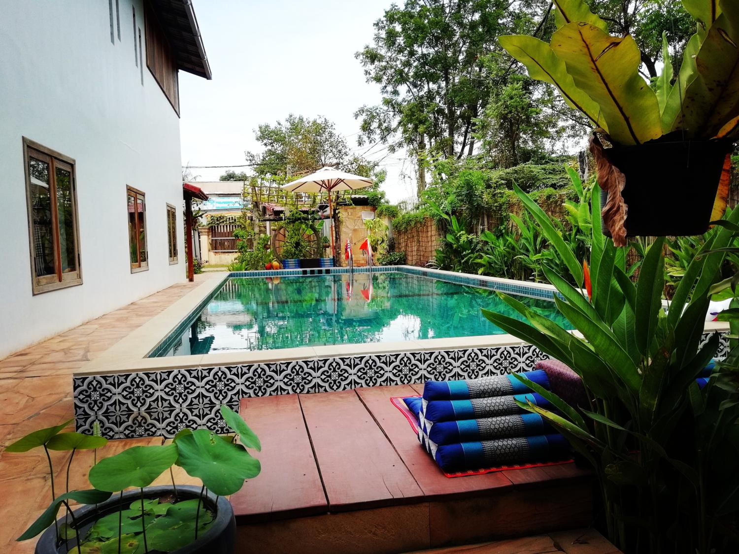 ANGKOR DINO B&B