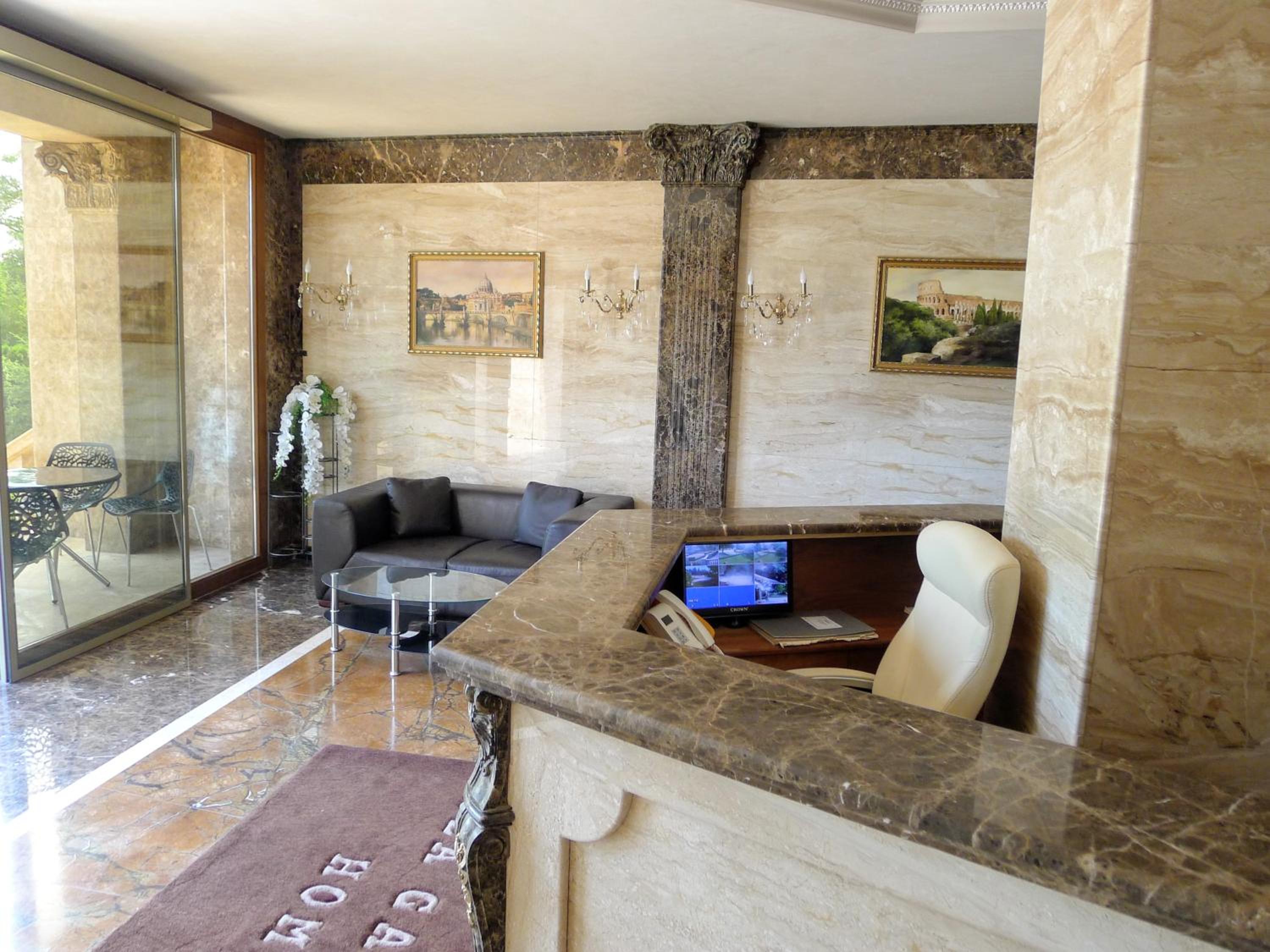 Sea Garden Lux Apartment