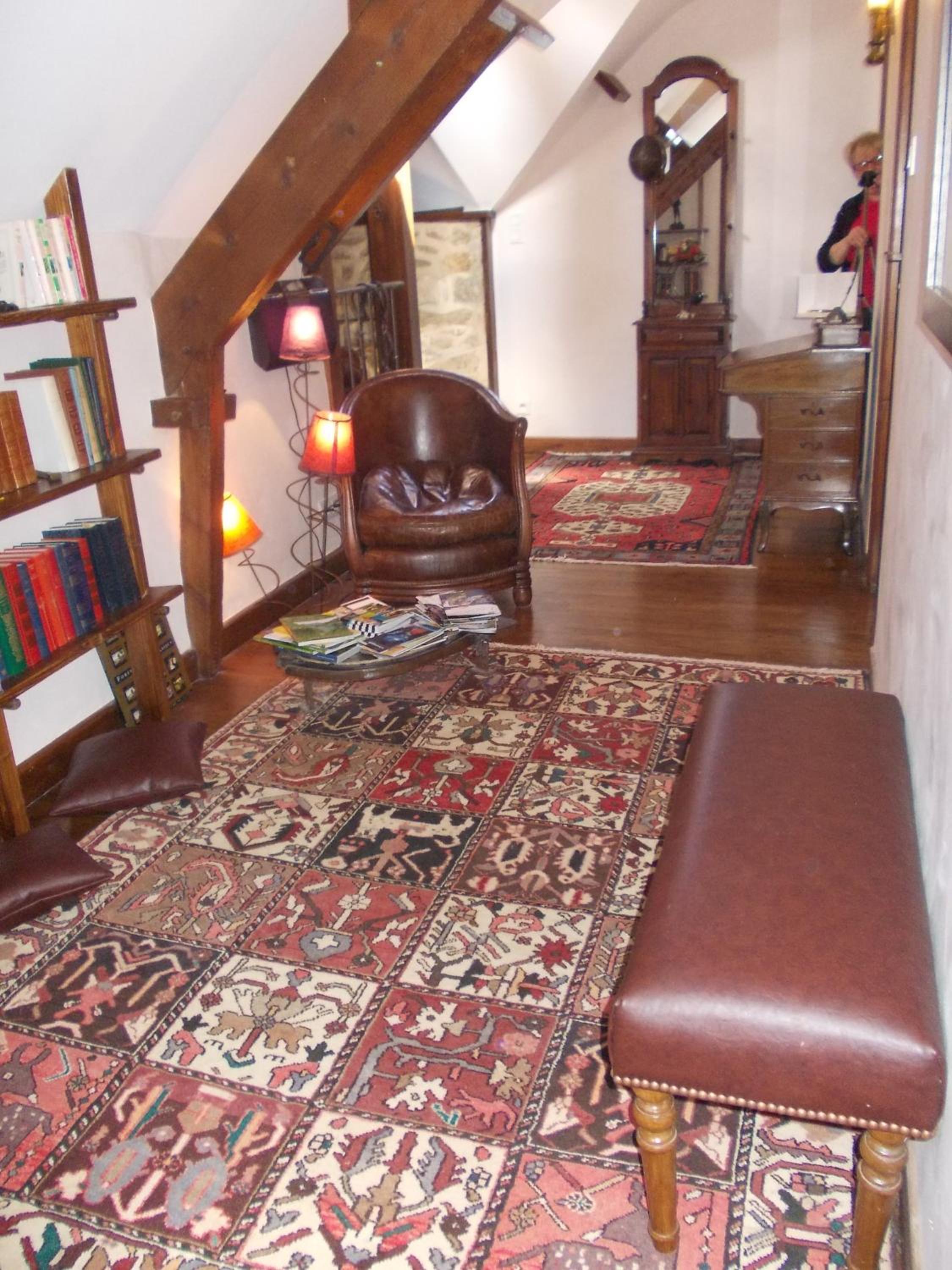 Photo 9