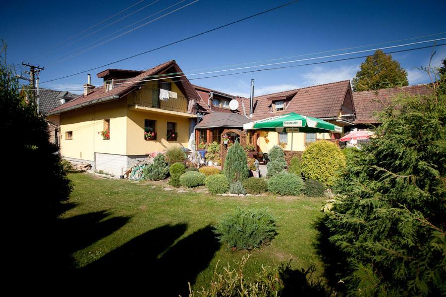 Photo 44