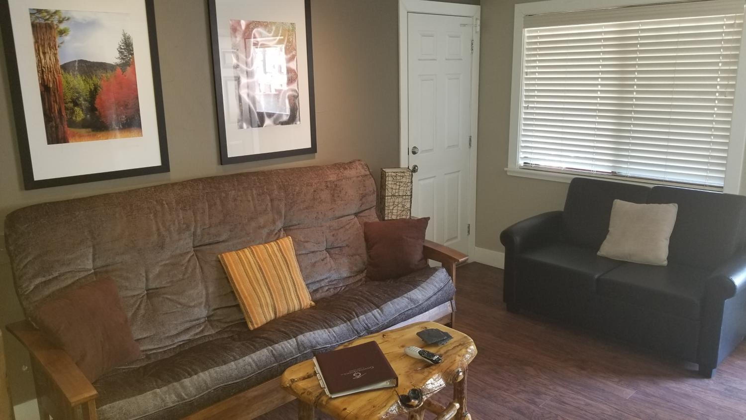 Gondola Lodge with 5-dollar Beach Voucher