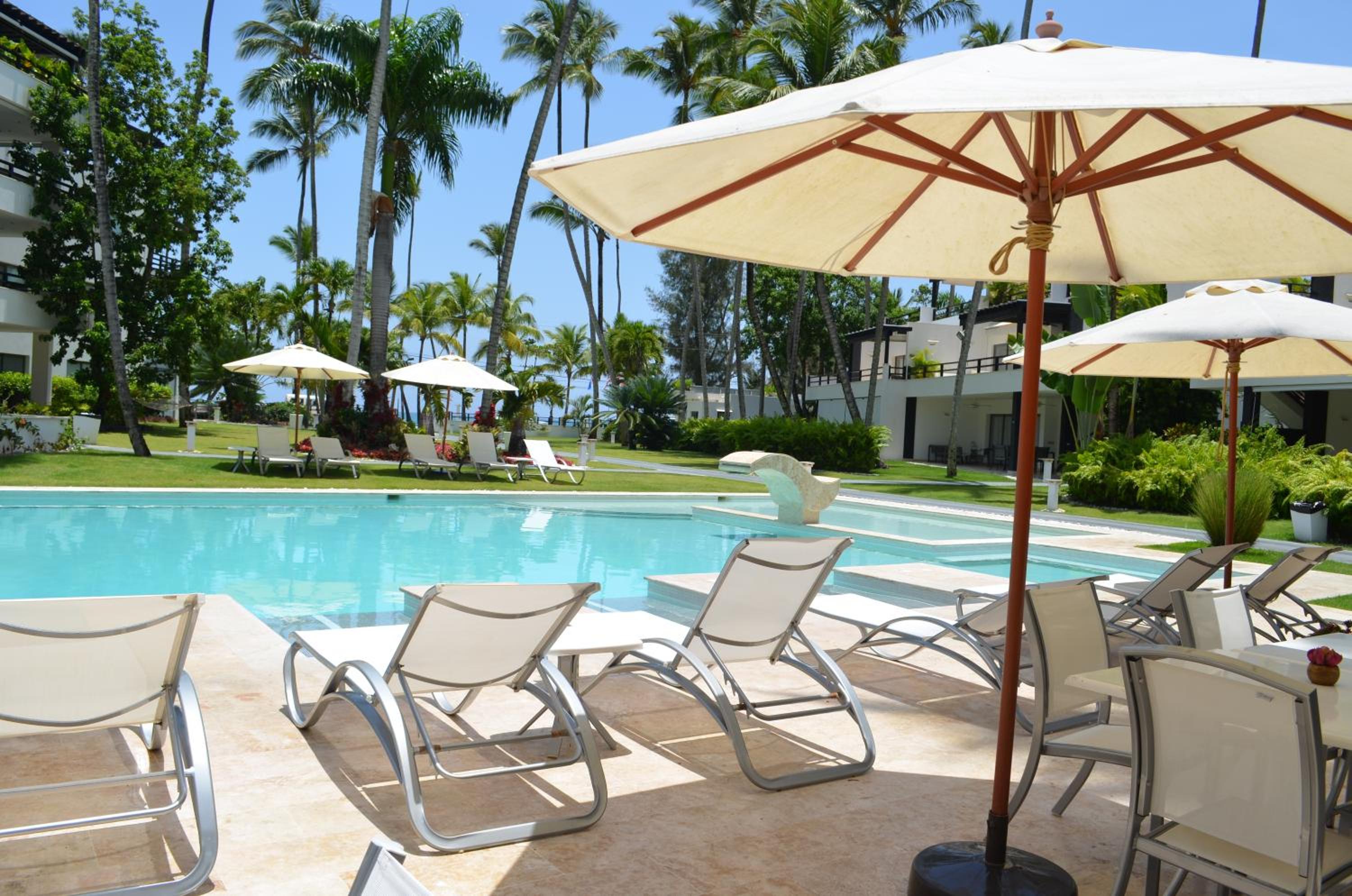 Aligio Beachfront Paradise