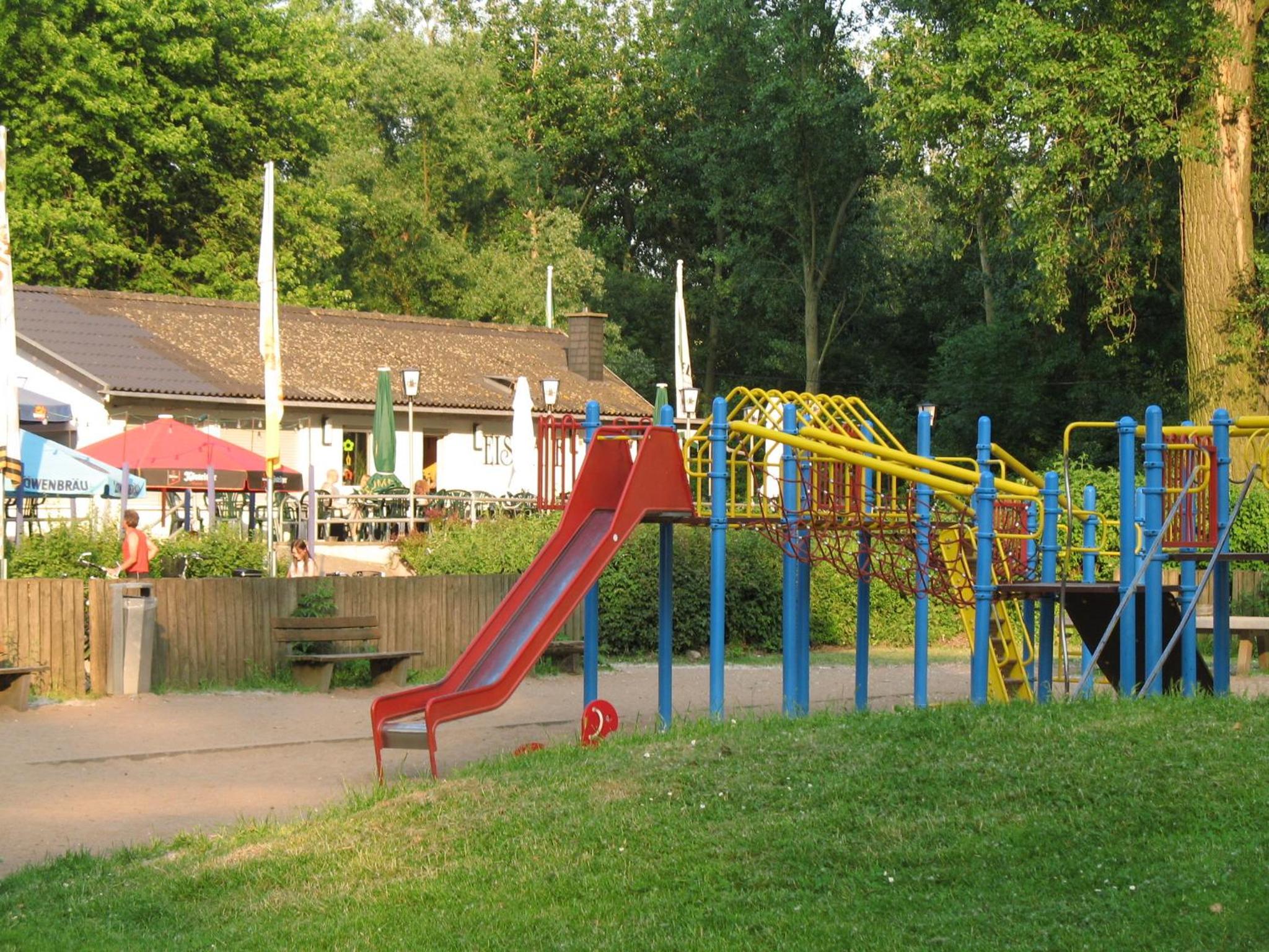 Rhein River Guesthouse - direkt am Rhein