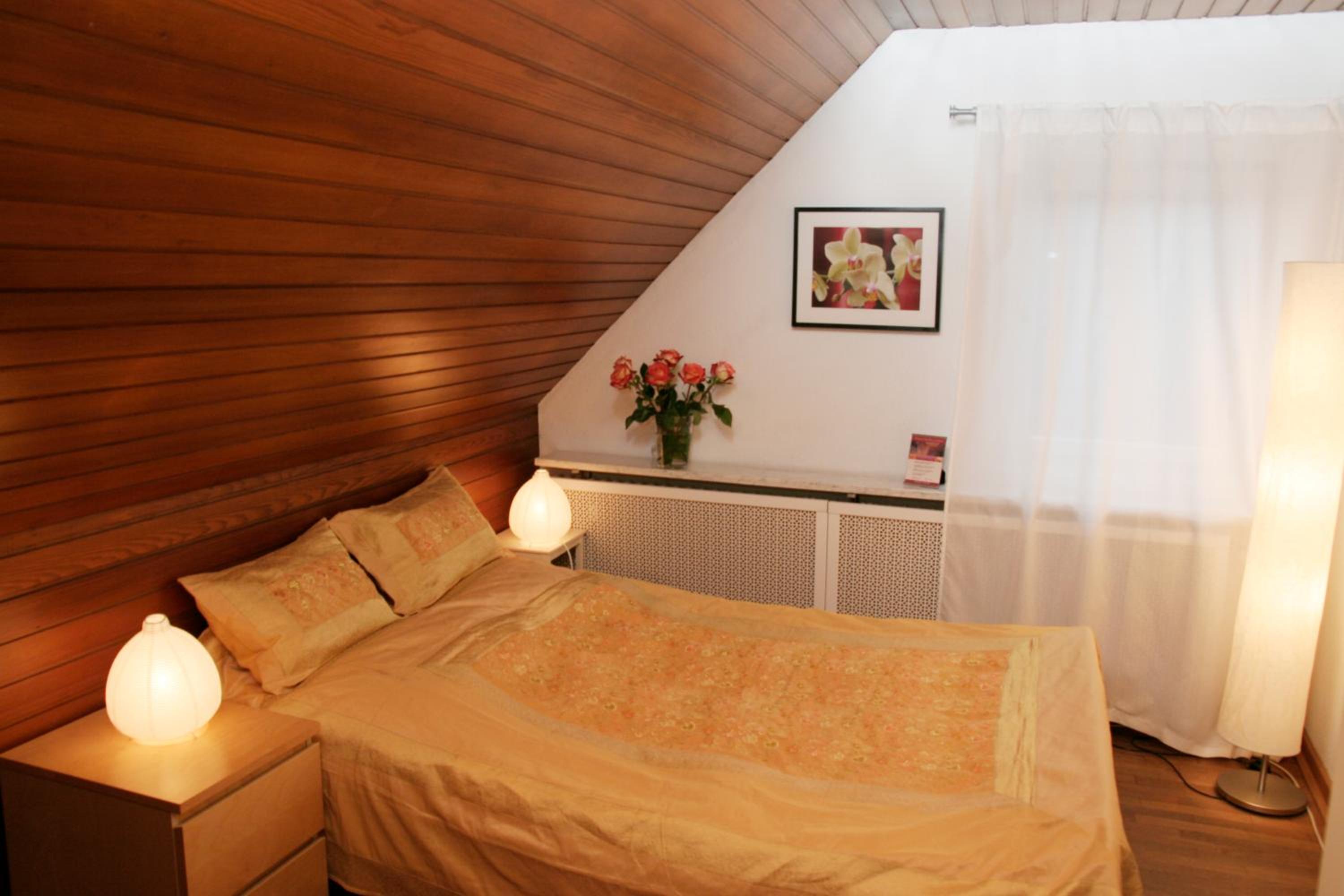 Rhein River Guesthouse - direkt am Rhein