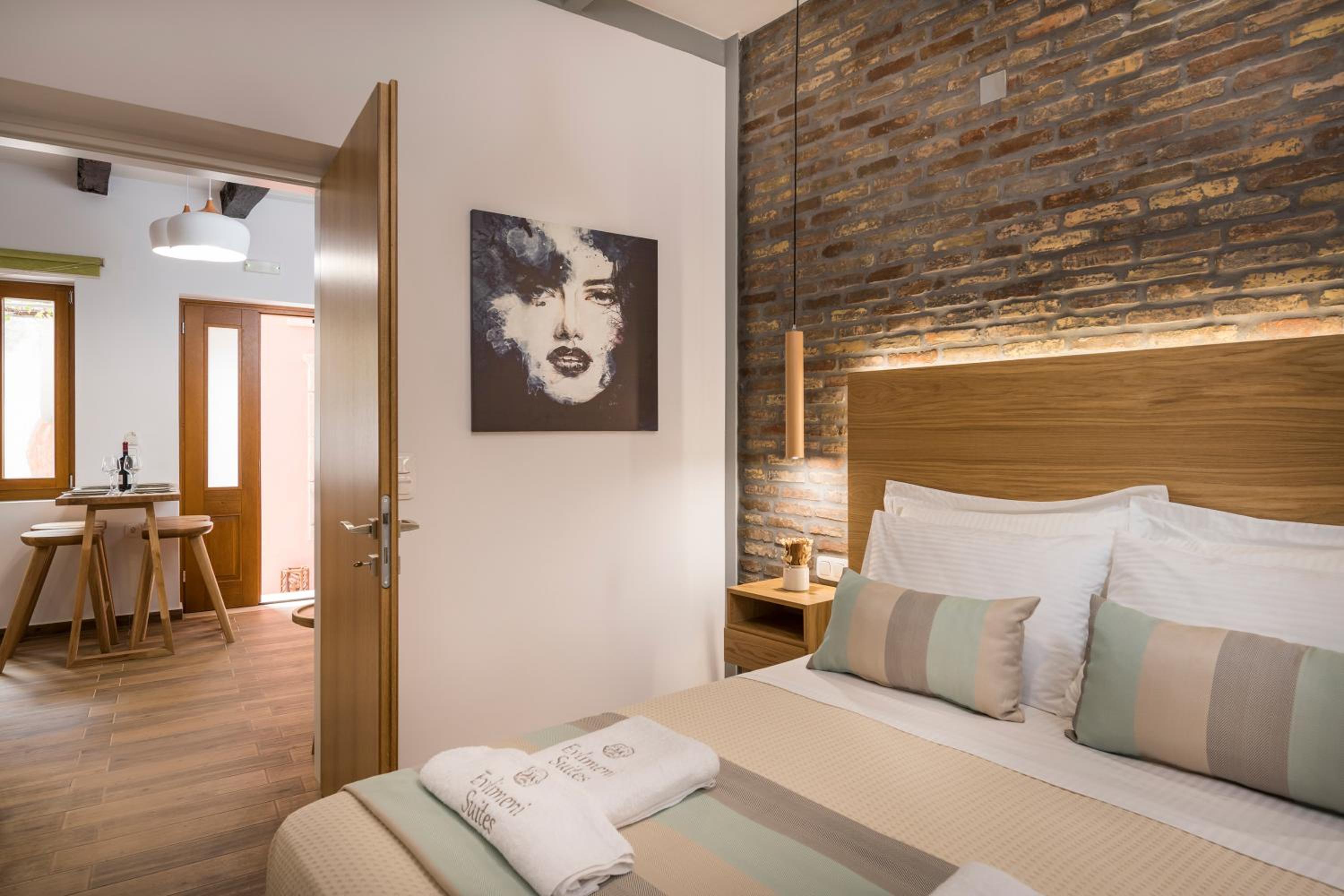 Evlimeni Suites