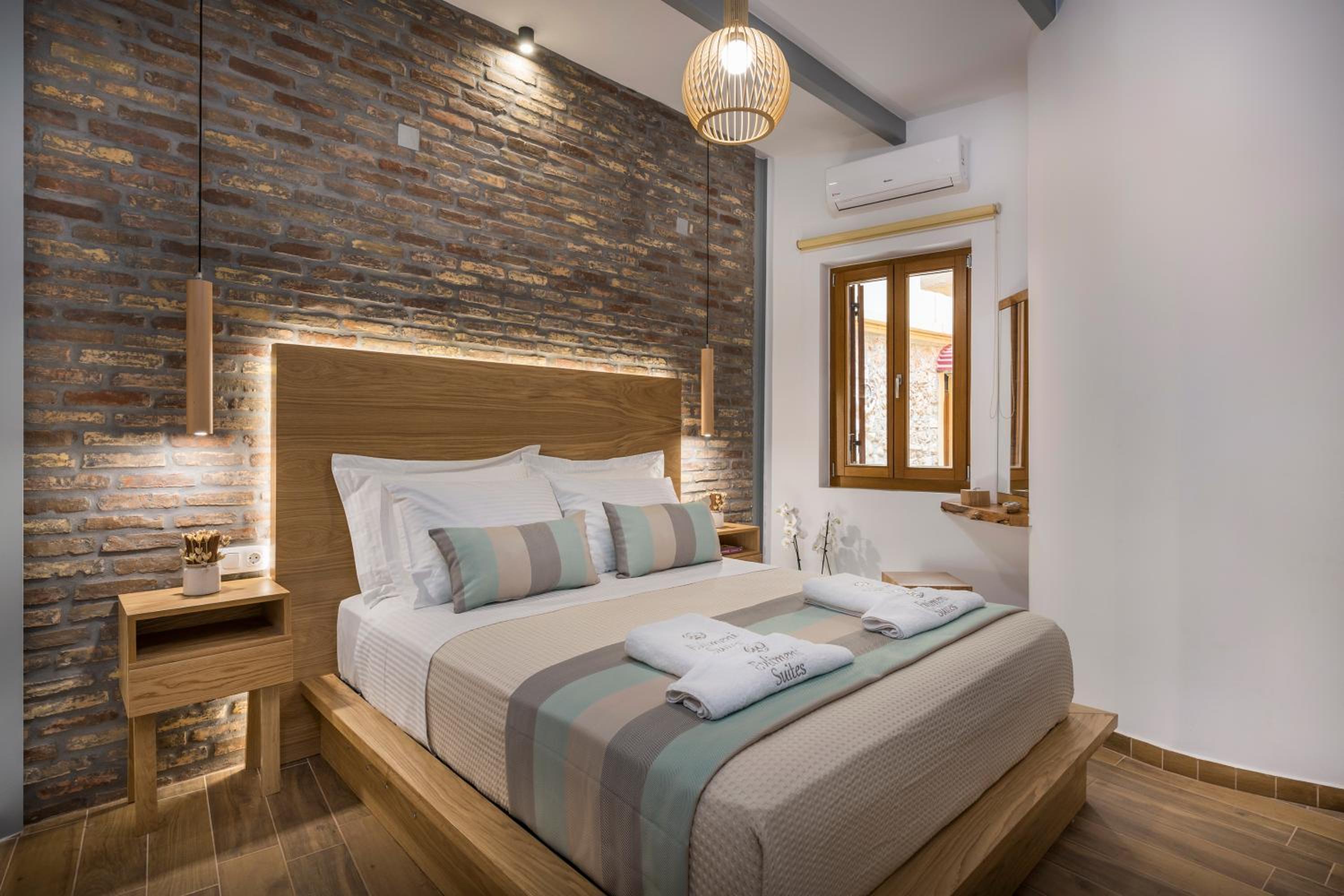 Evlimeni Suites