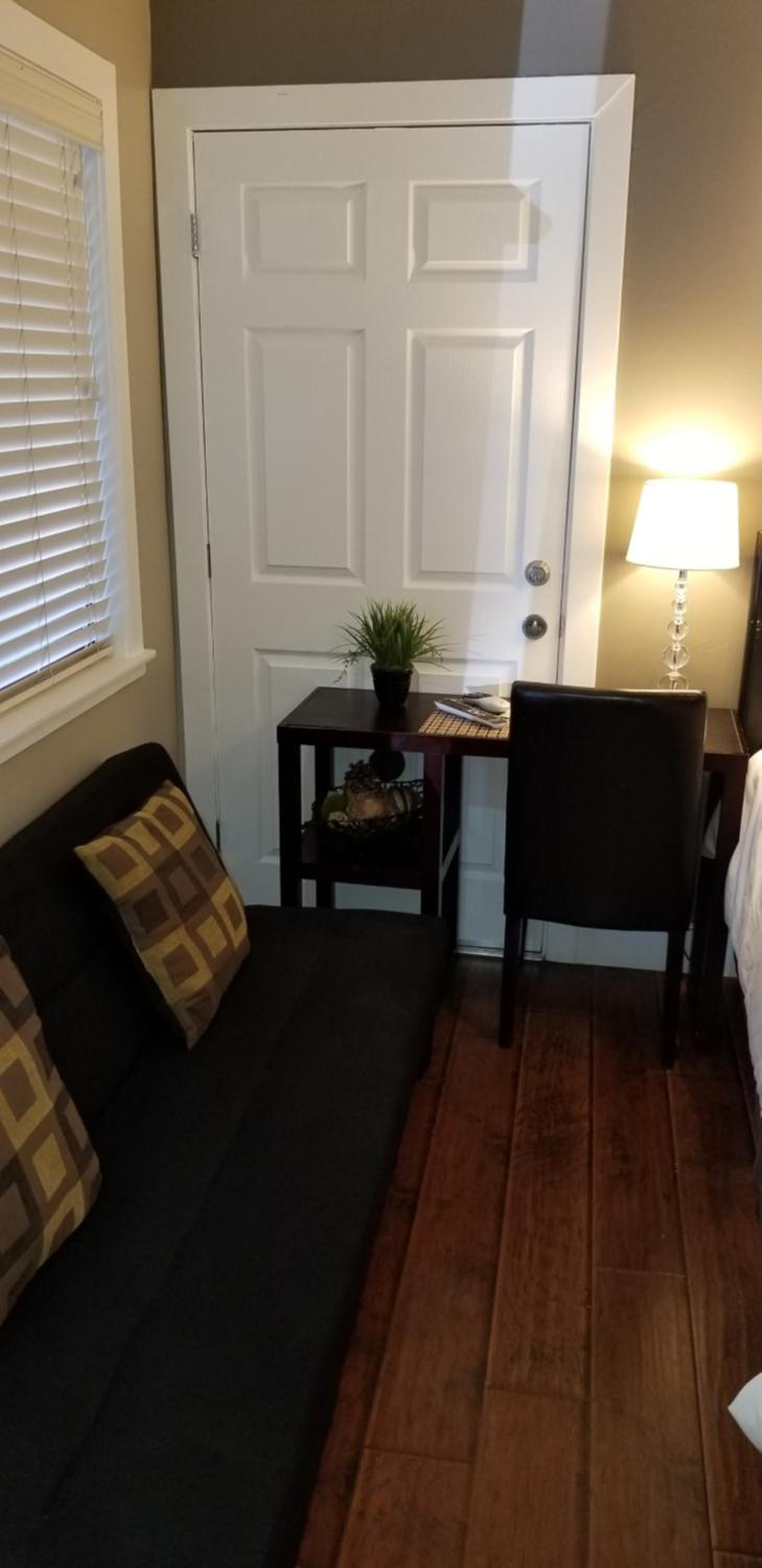Gondola Lodge with 5-dollar Beach Voucher