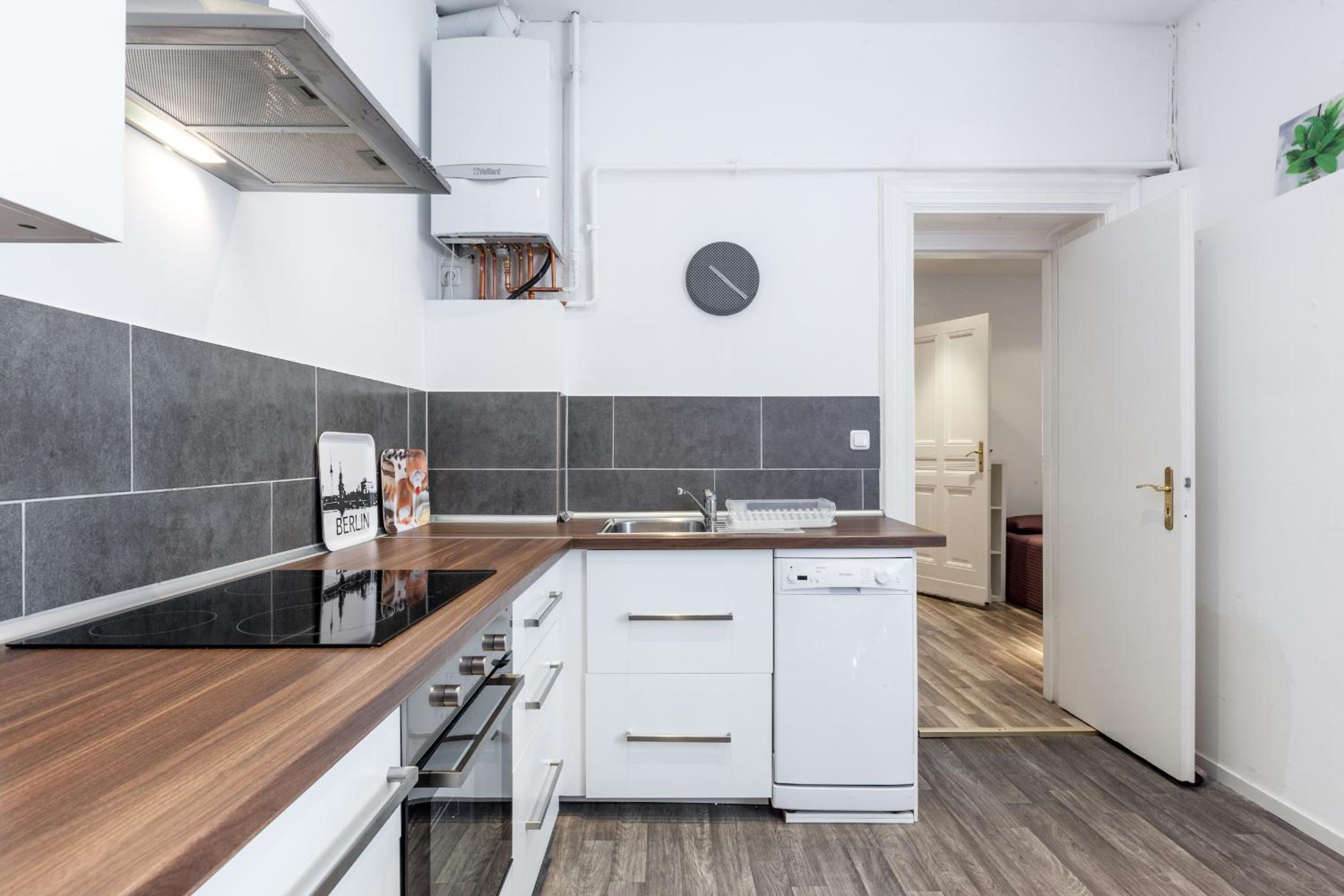 120qm MyGold Apartment 2 Bathrooms Balcony Up to 9 Guests