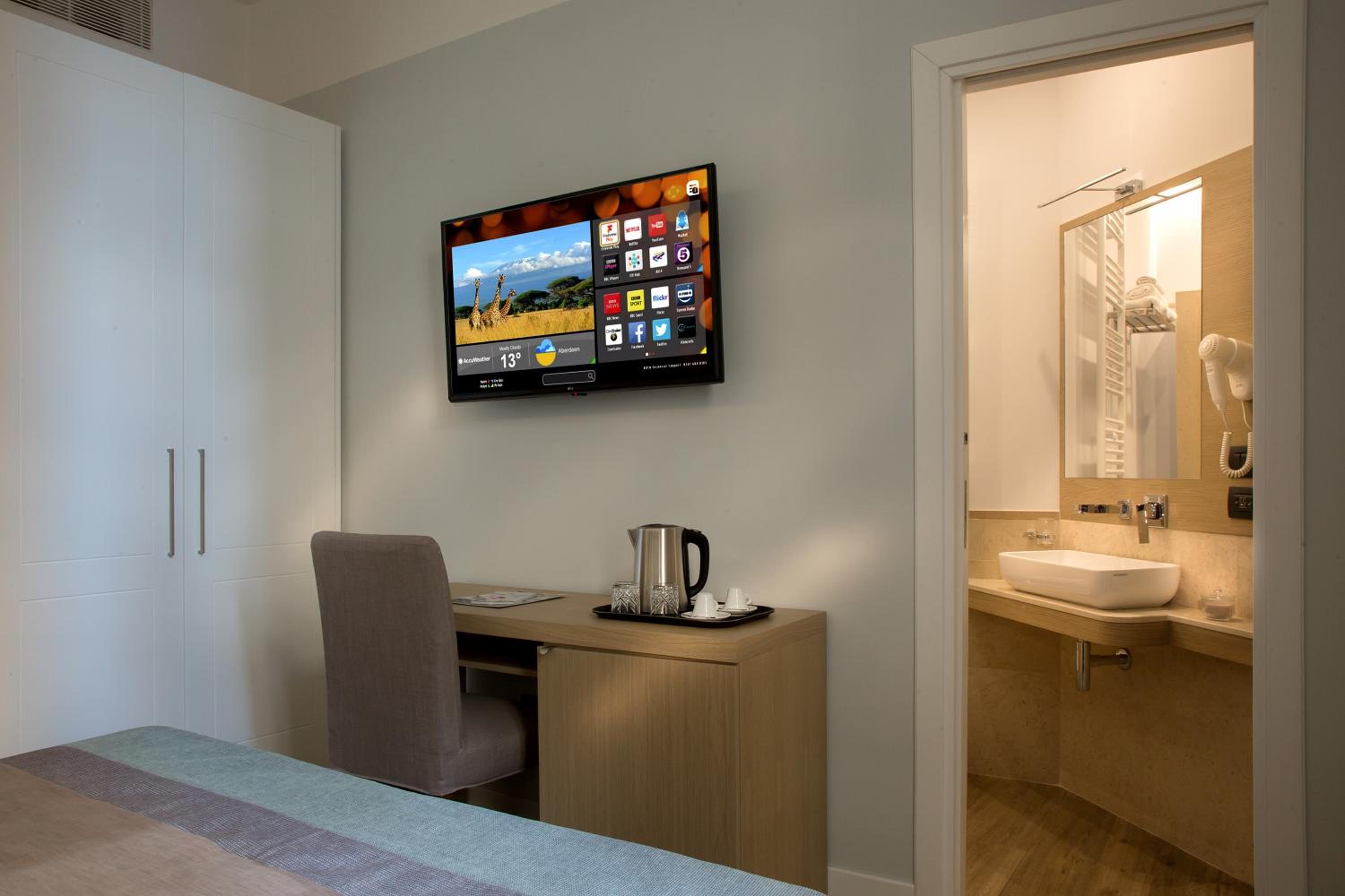50 SUITE Guesthouse