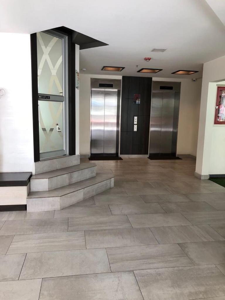 Suite de Lujo, Piso Alto, junto Parque Carolina, Generador electrico view 5
