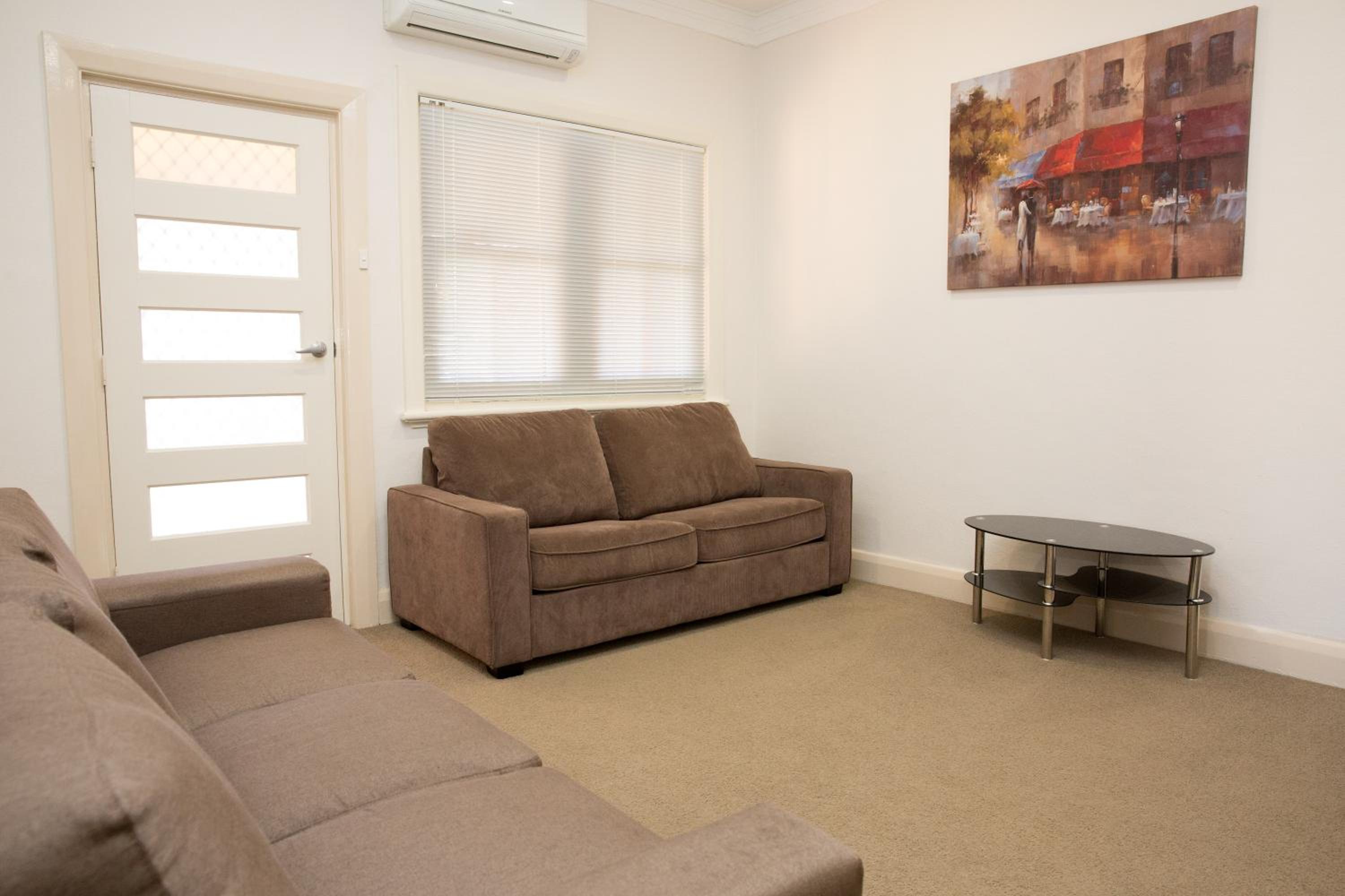 Apartments on Morrow