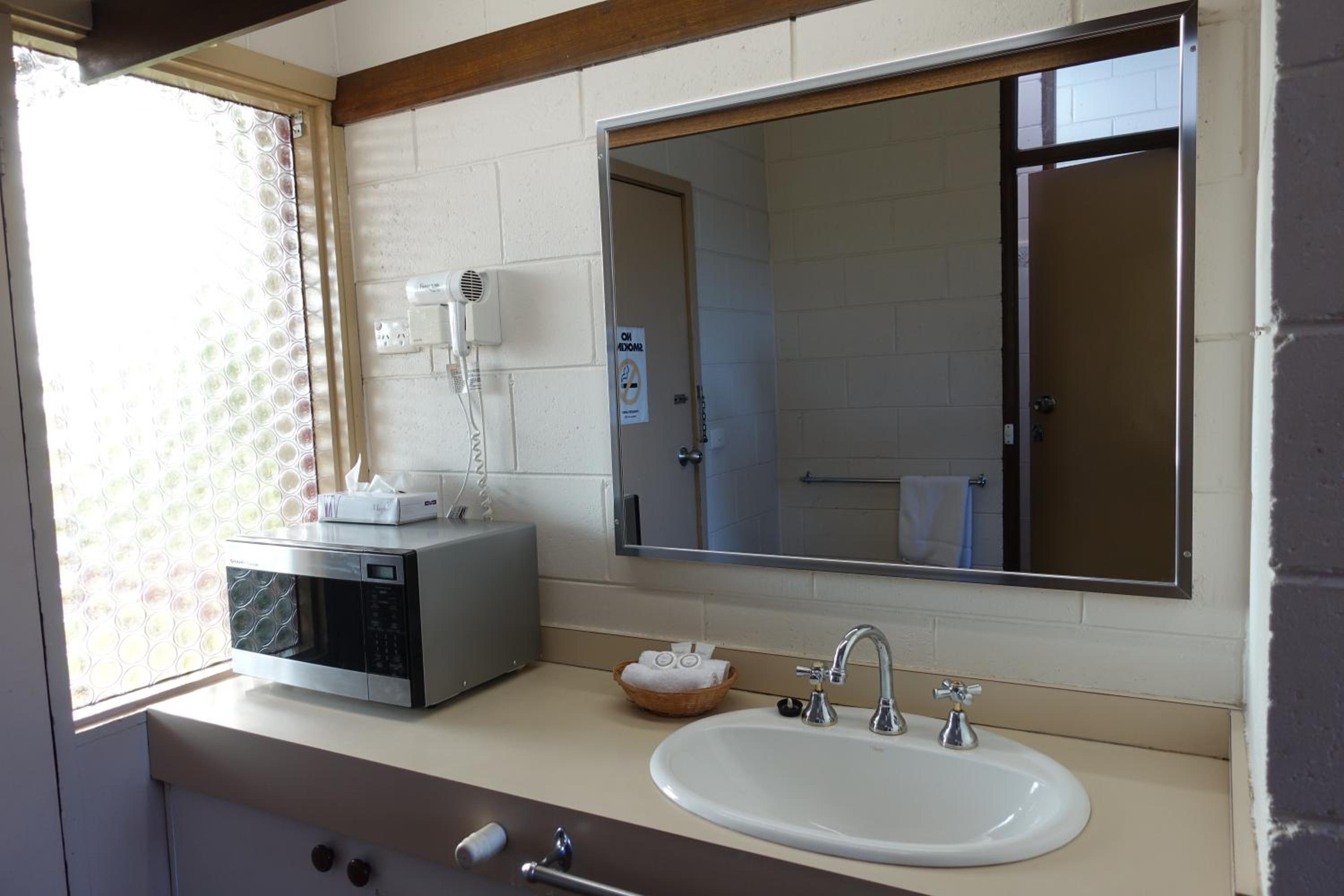 Coal Creek Motel