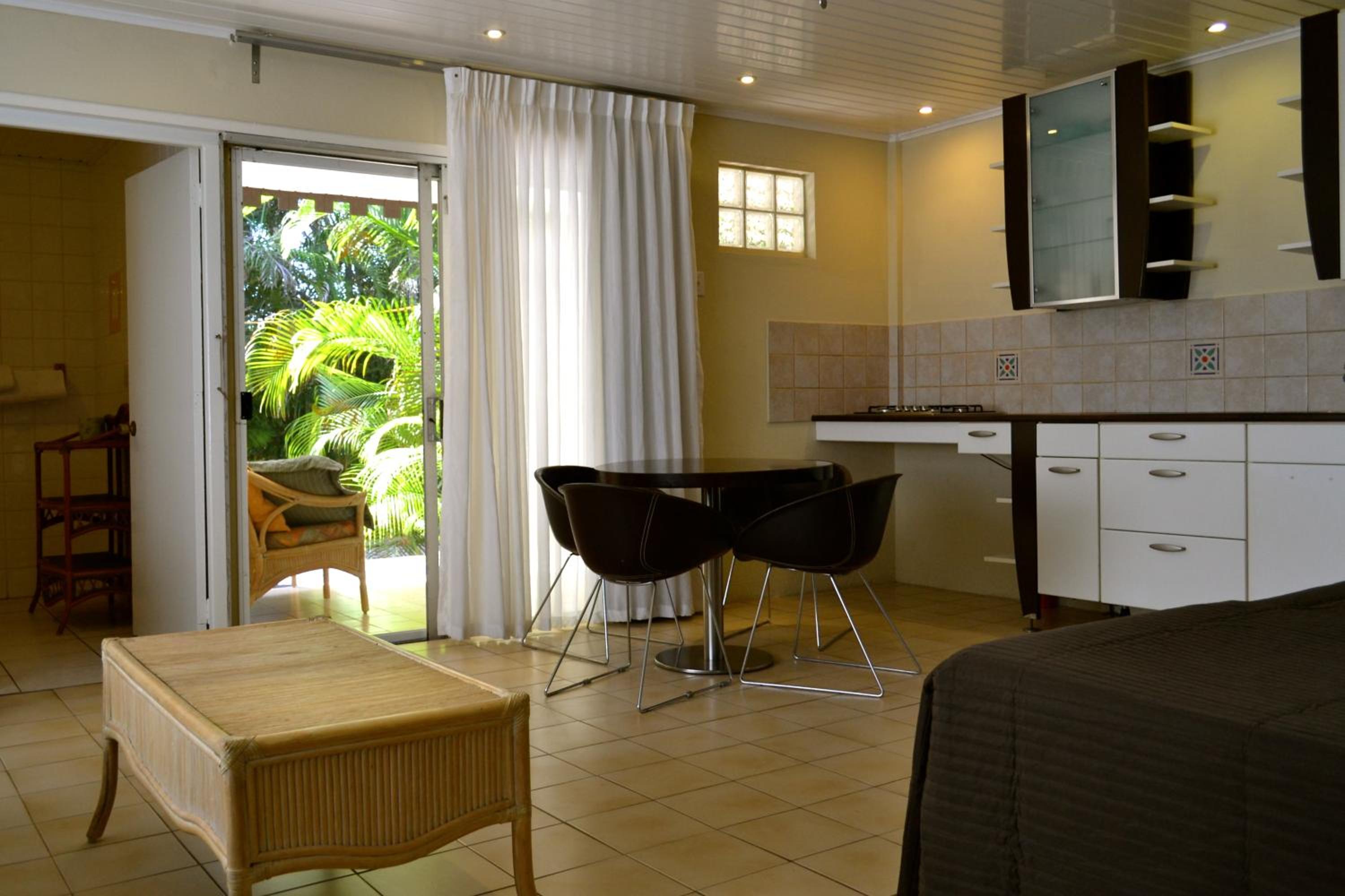 Bananas Apartments Adults Only view 5
