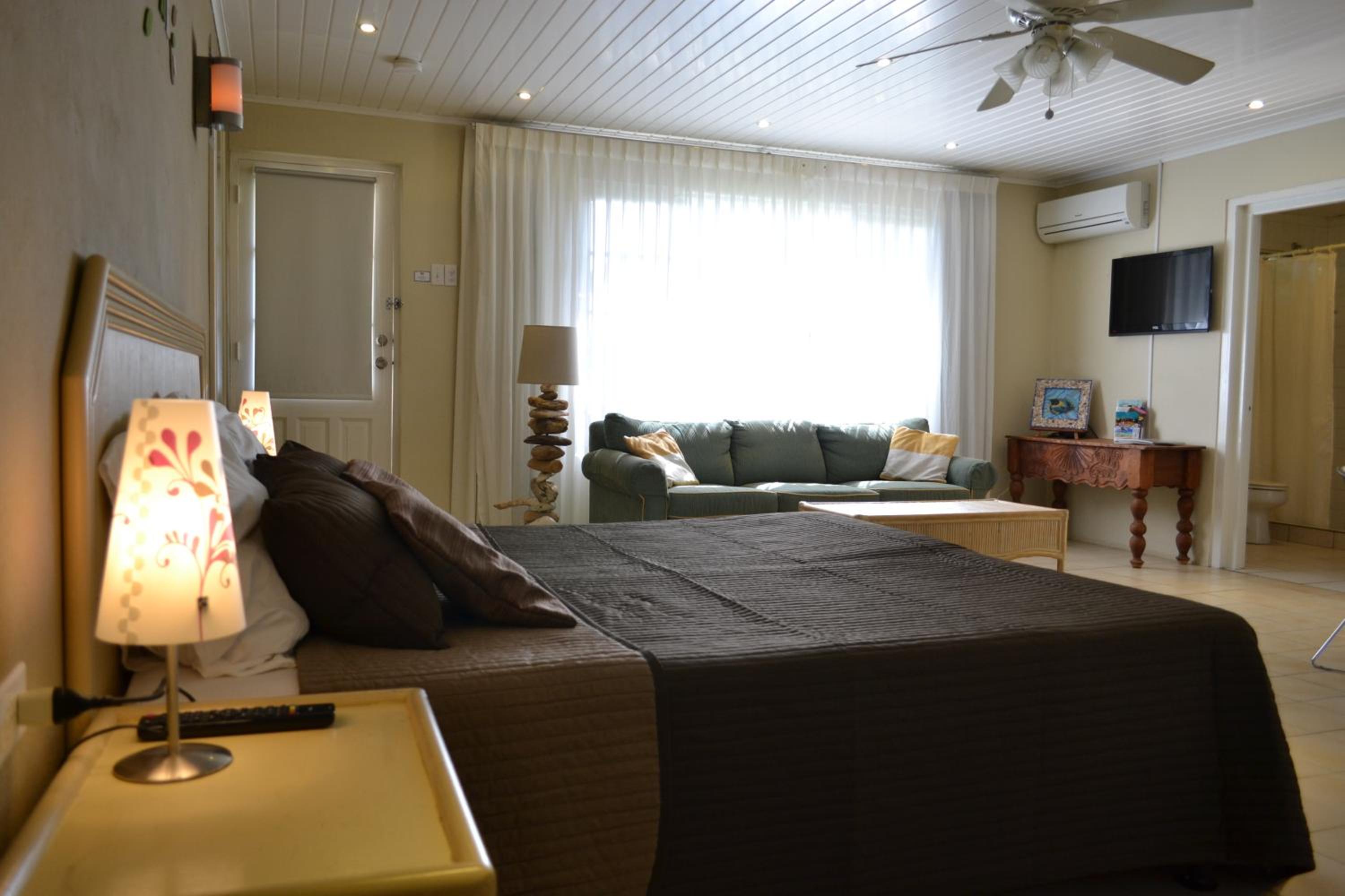 Bananas Apartments Adults Only view 4