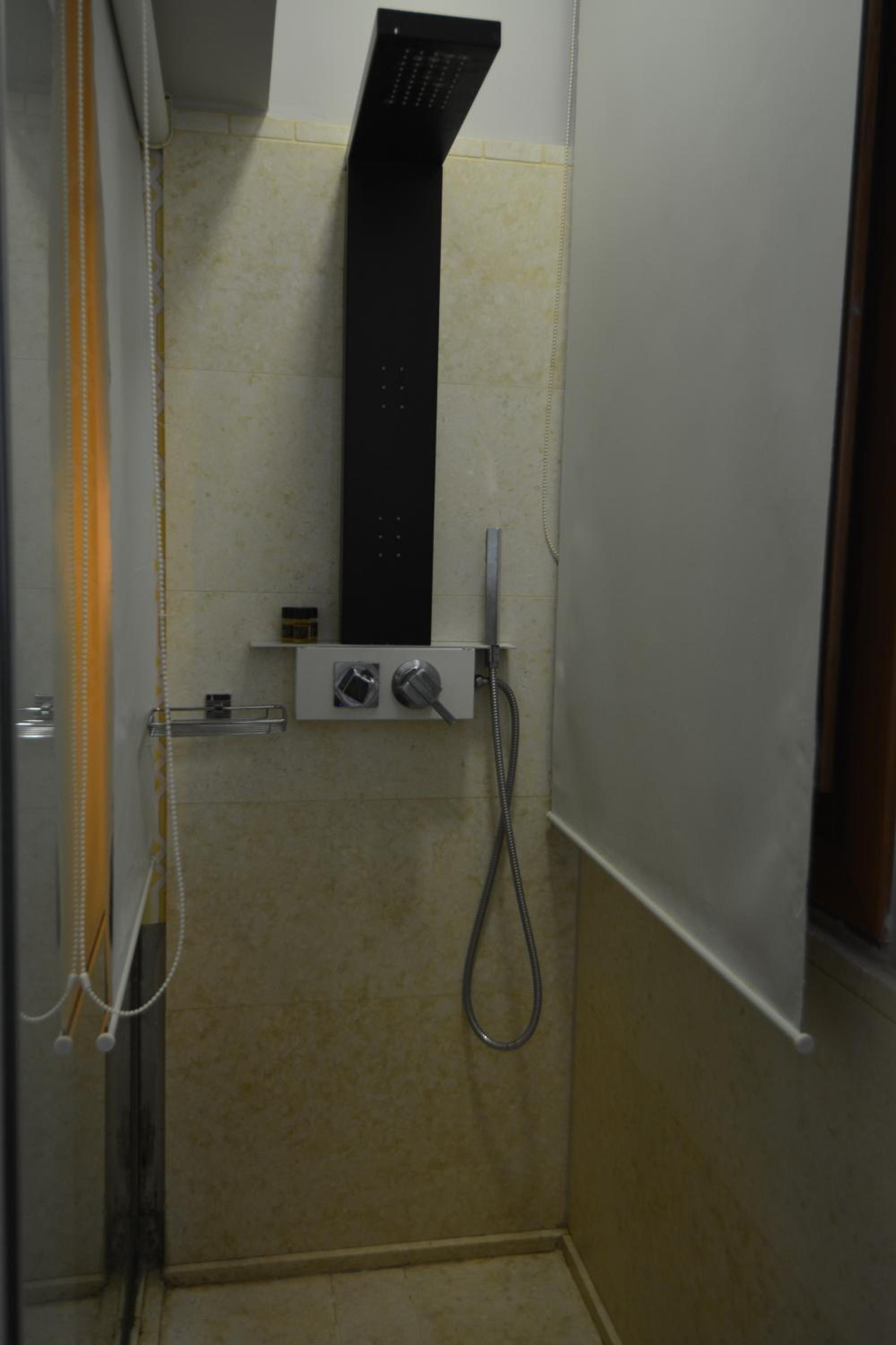 Candia Suites & Rooms