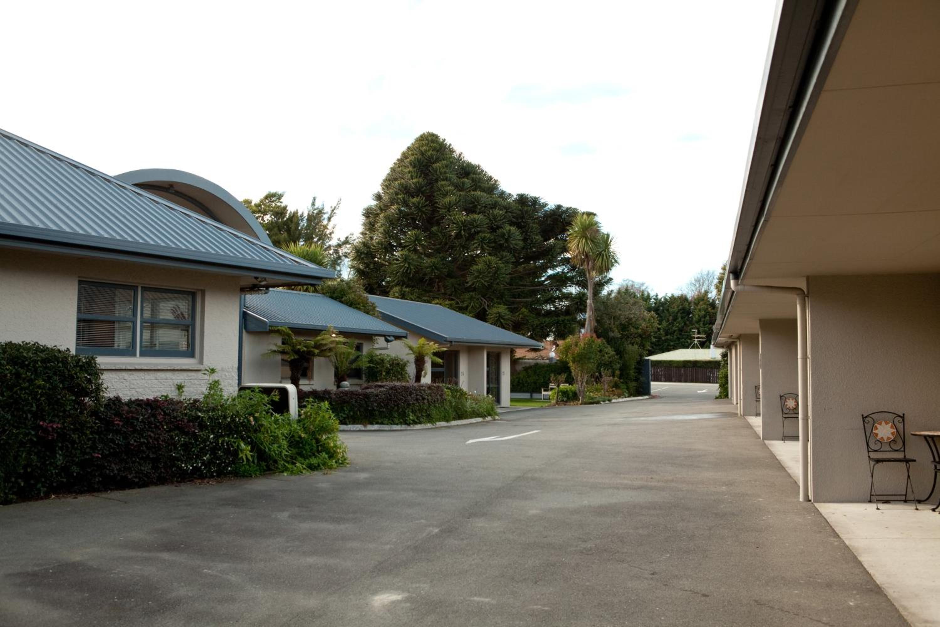 Grove Park Motor Lodge