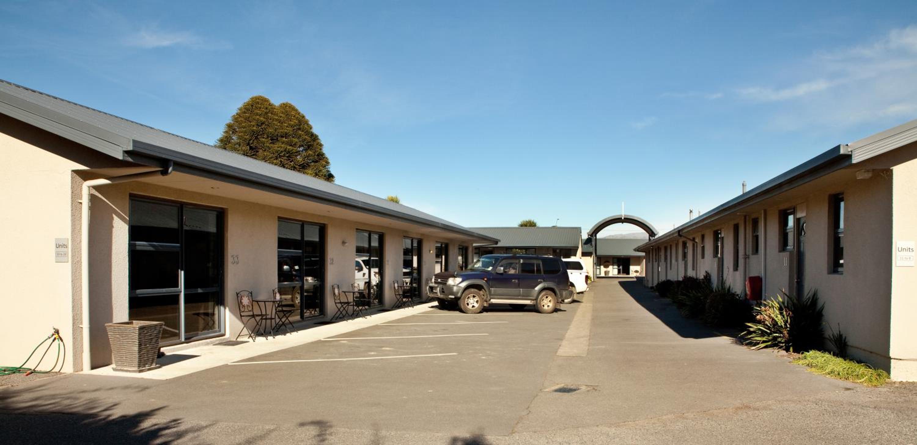 Grove Park Motor Lodge