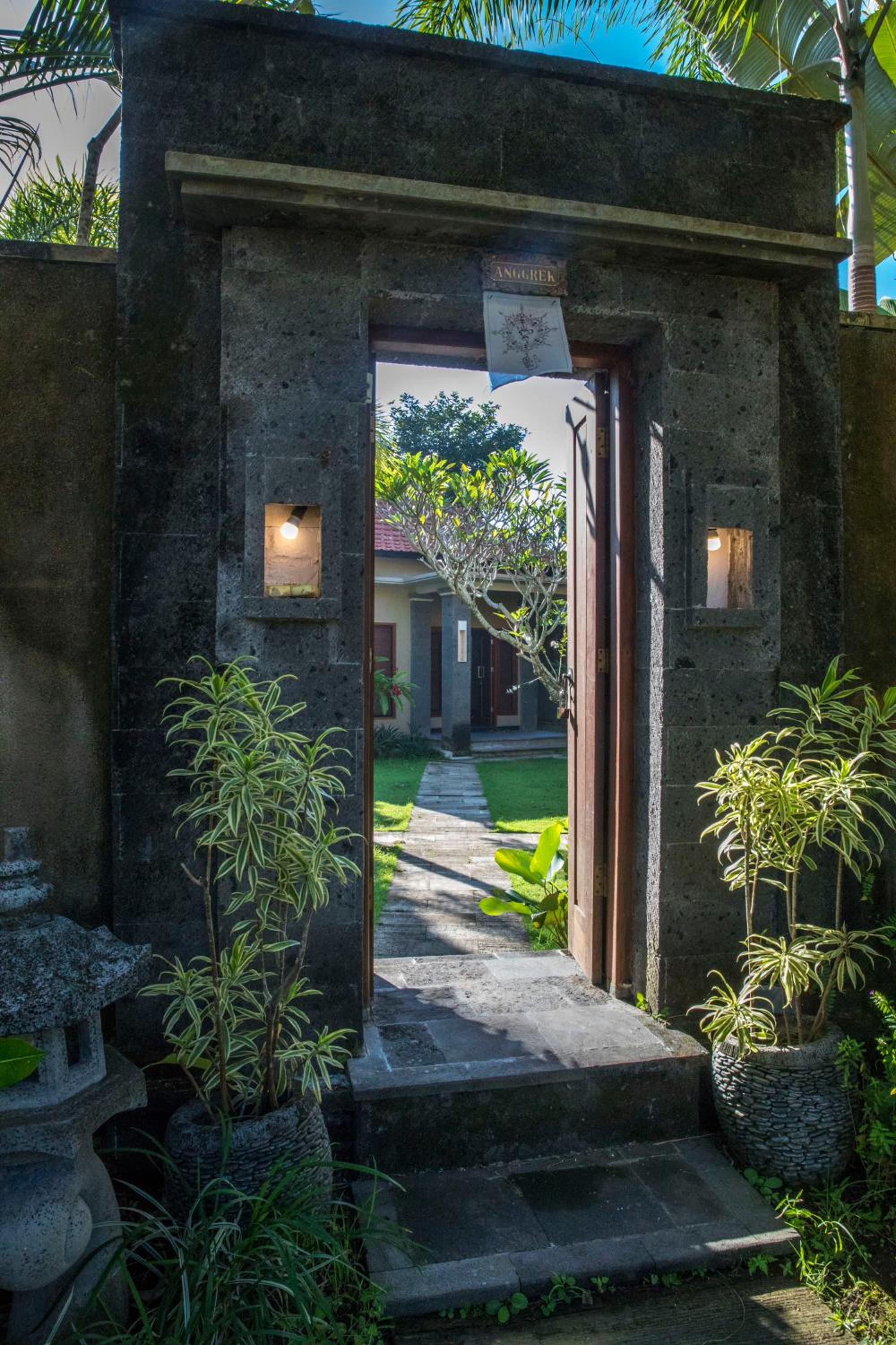 Askara Villa