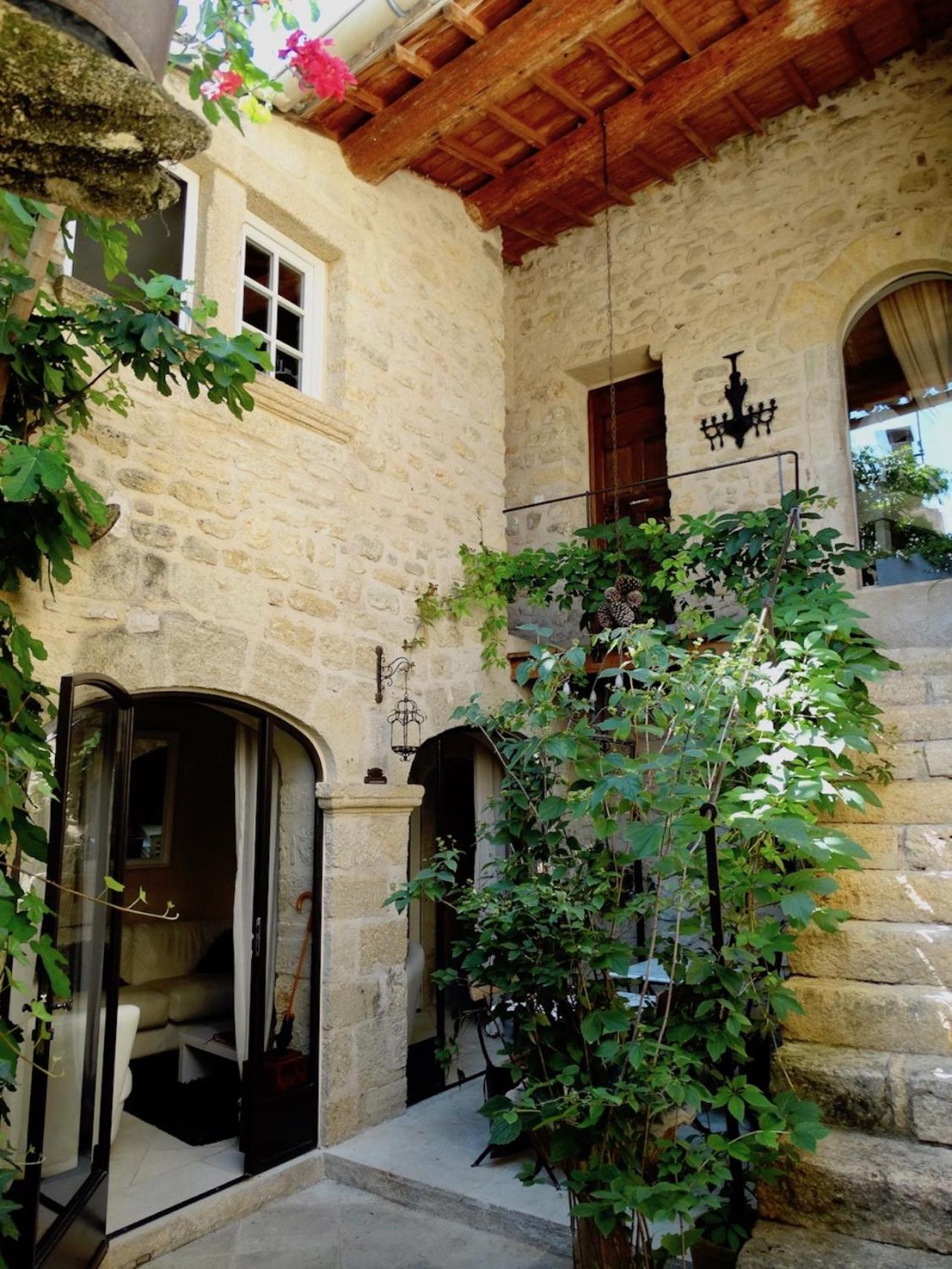 Un Patio en Luberon