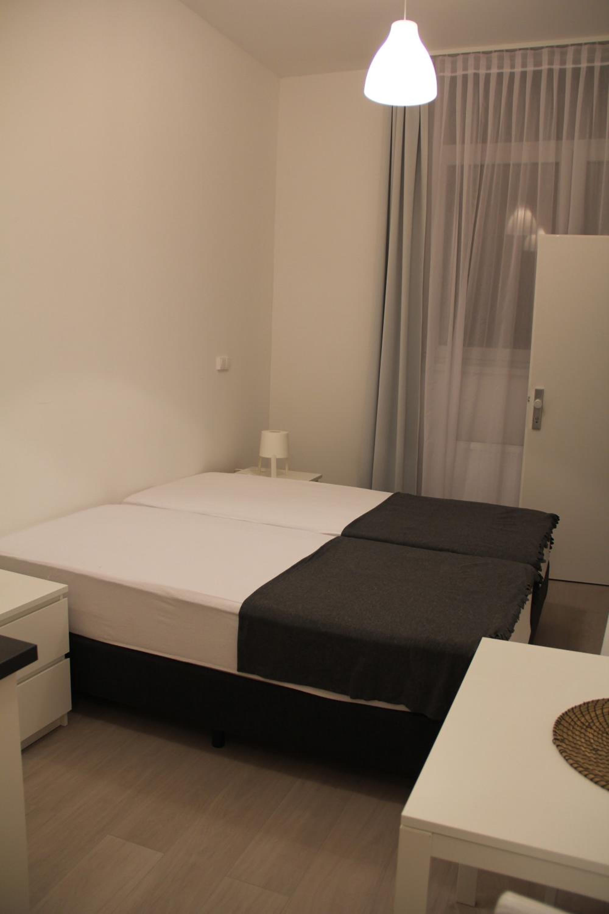 Hauptbahnhof Rooms