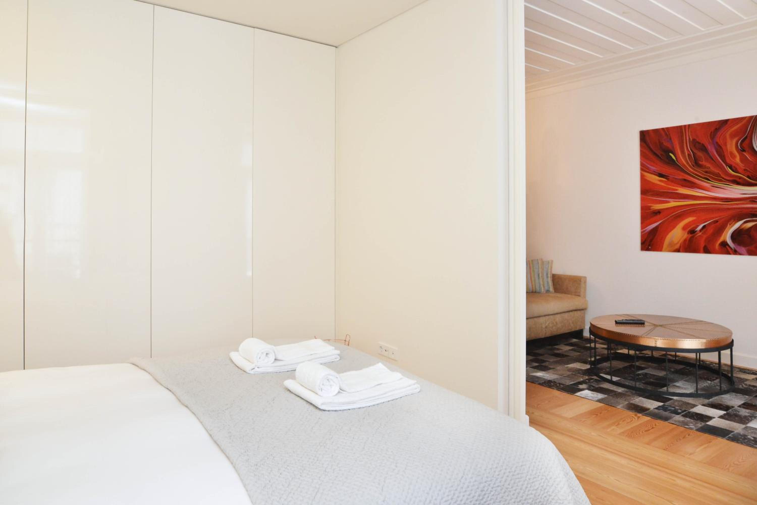 Chiado Luxury Experience - Checkinhome view 3