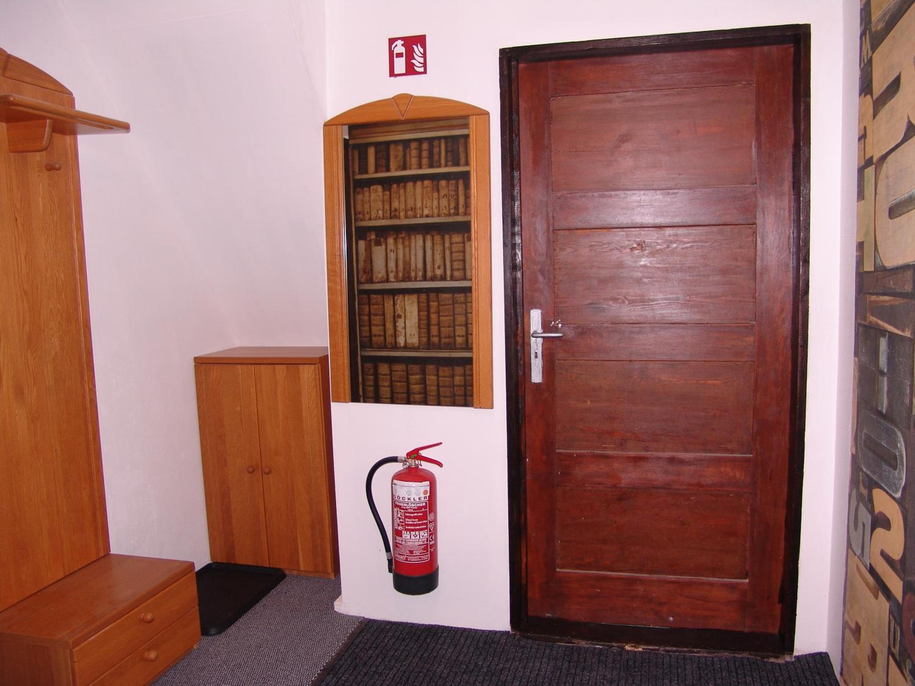 Photo 30