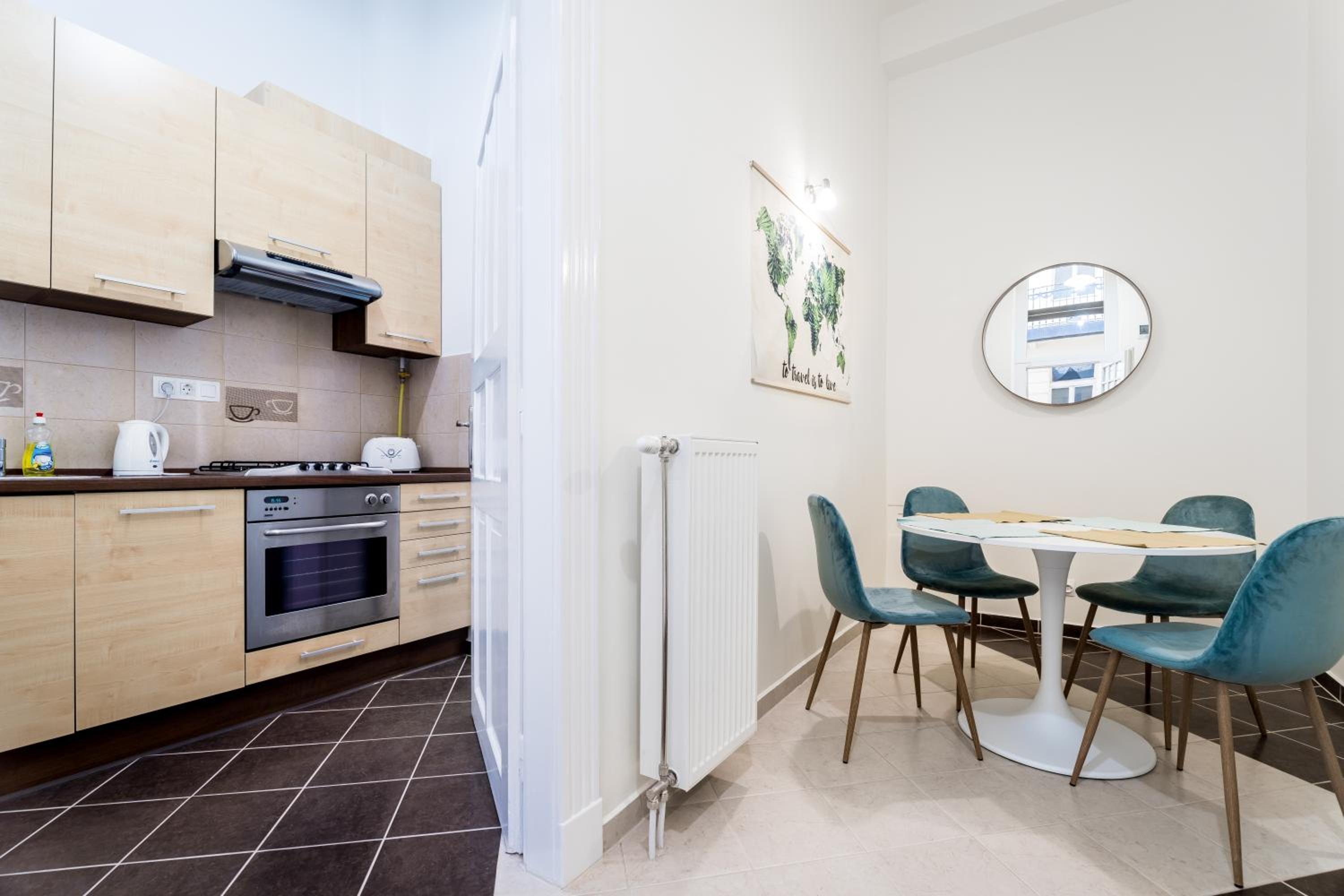 BpR Turquoise Simplicity Apartment