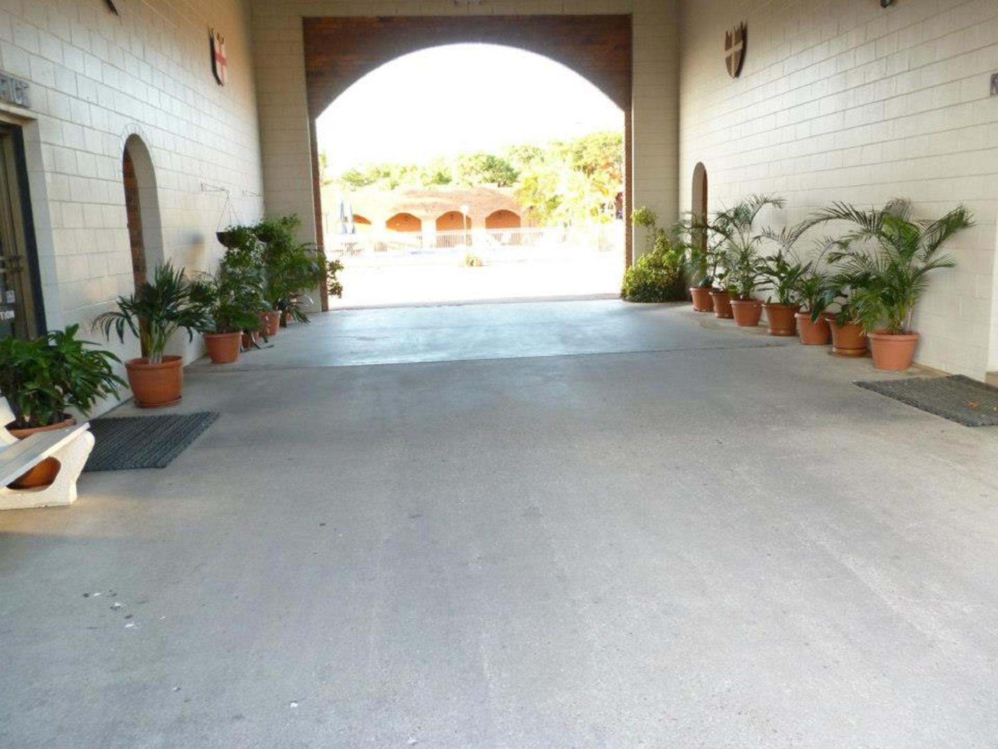 Castle Motor Lodge