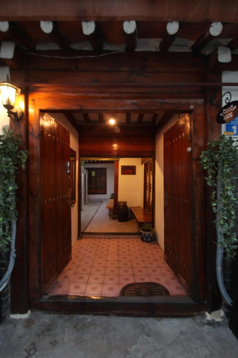 iCOS Guesthouse 1 for Female - Hostel 20