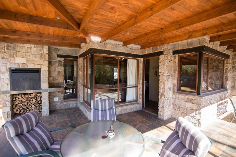 Big Oak Cottages view 5