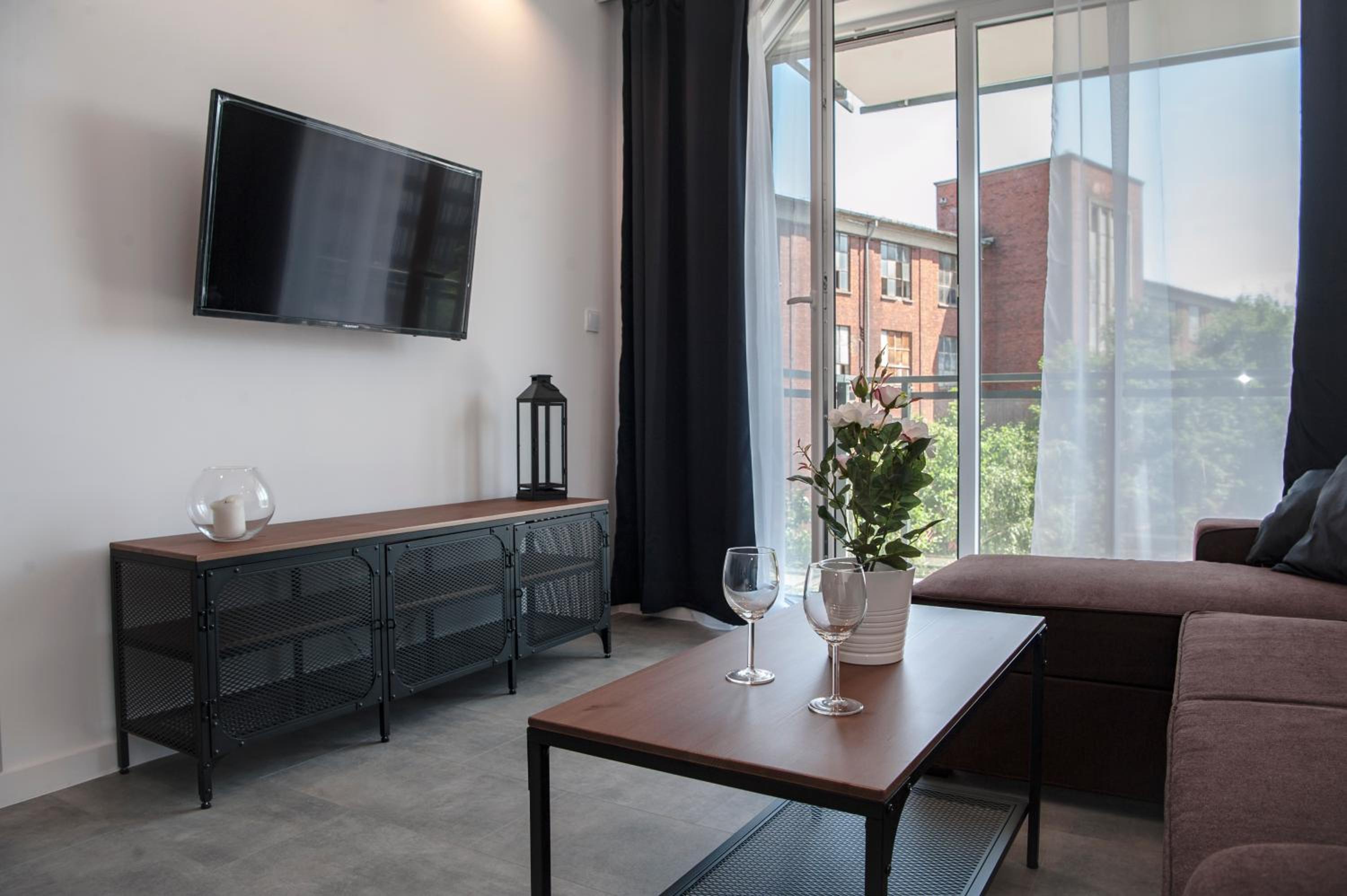 Unique 3City Apartments - Grey Apartment view 2