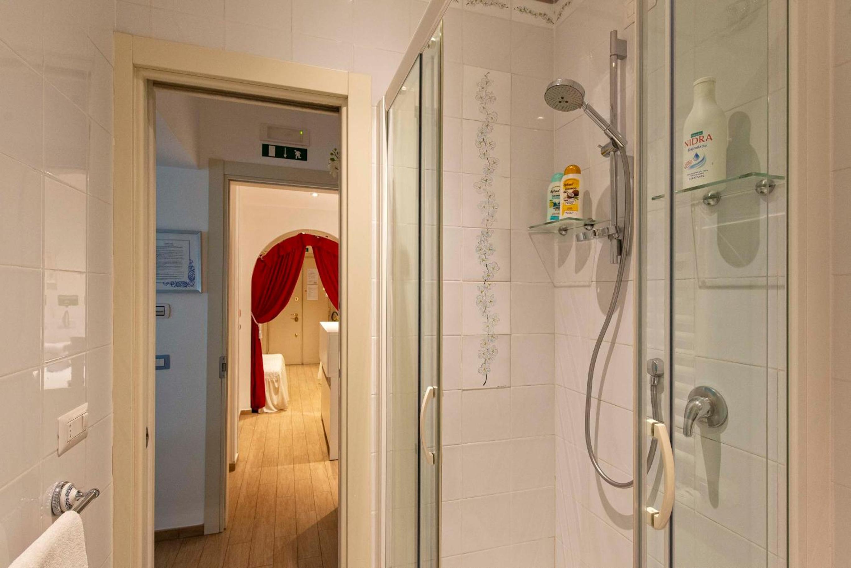Etere in Prati Rooms