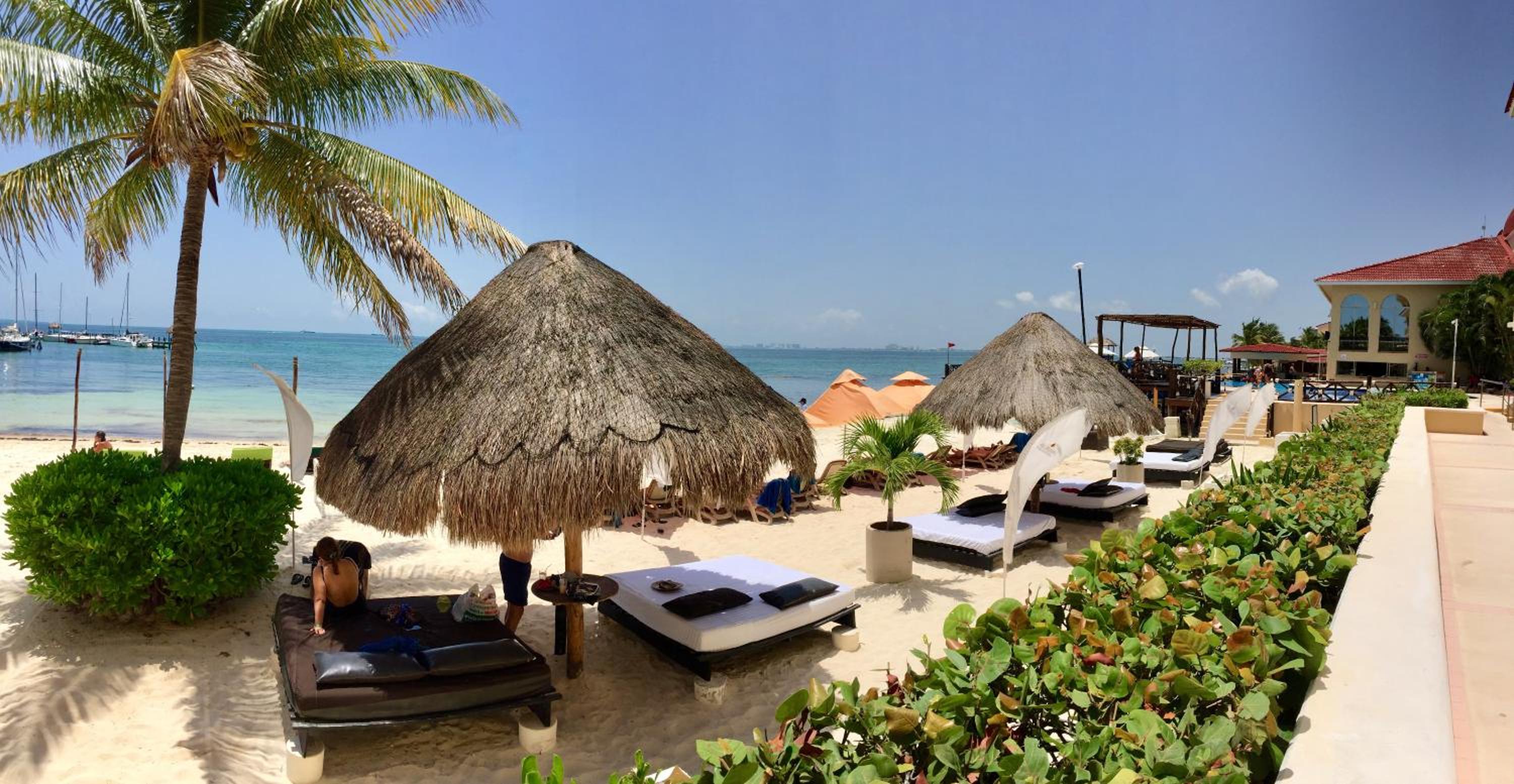 Caribbean apartment
