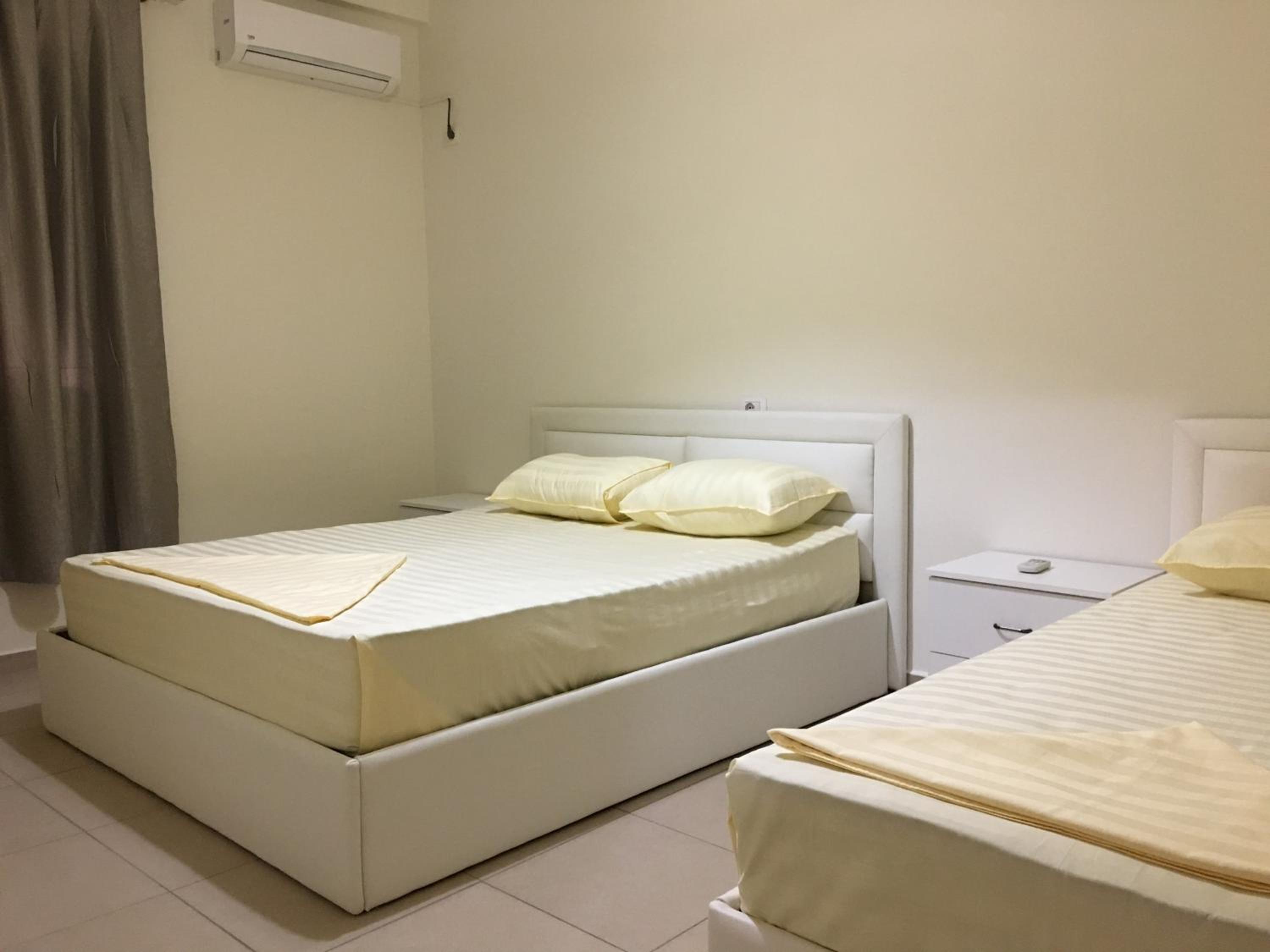 ALEXANDER Rooms & Apartments