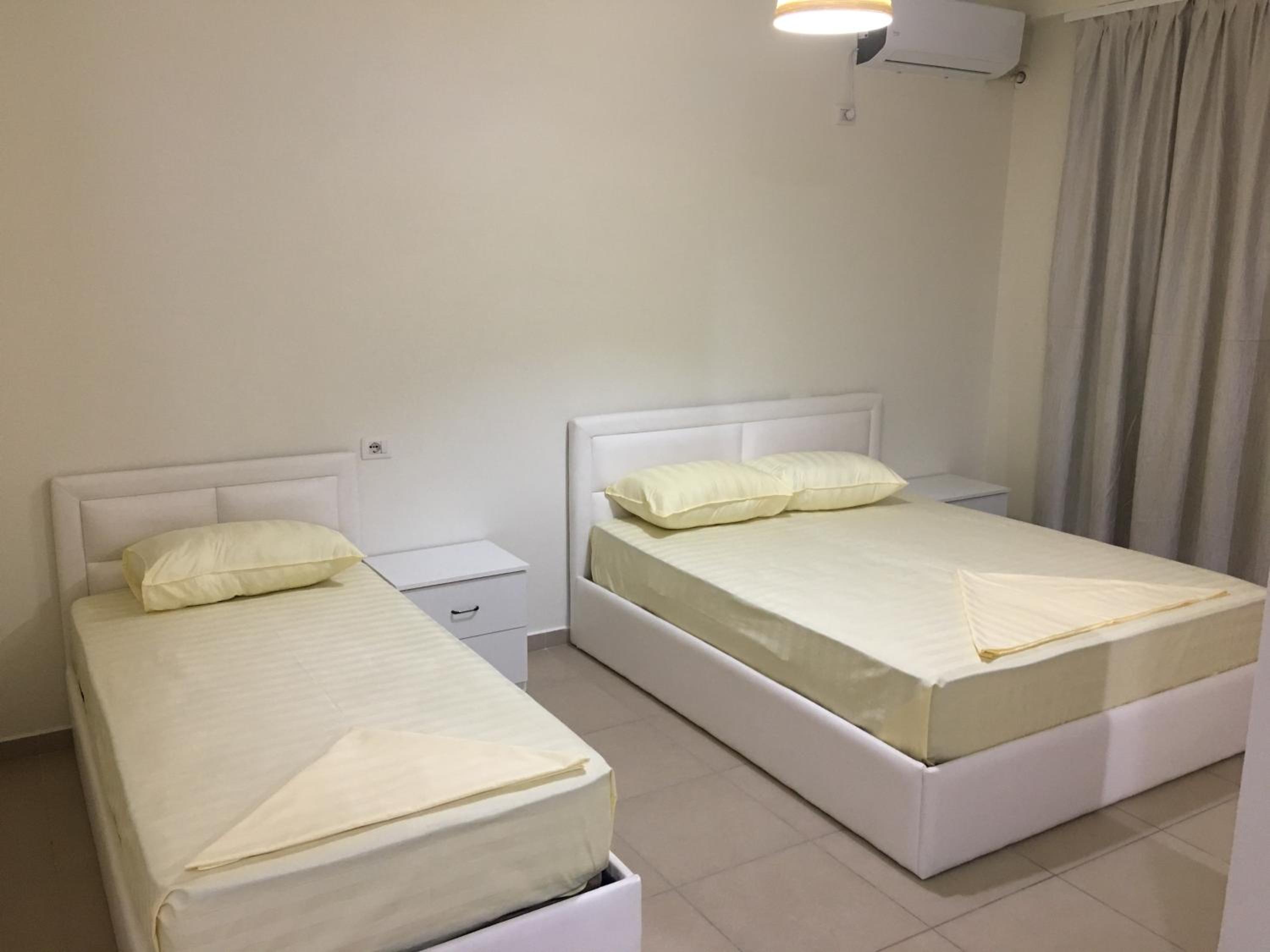 ALEXANDER Rooms & Apartments