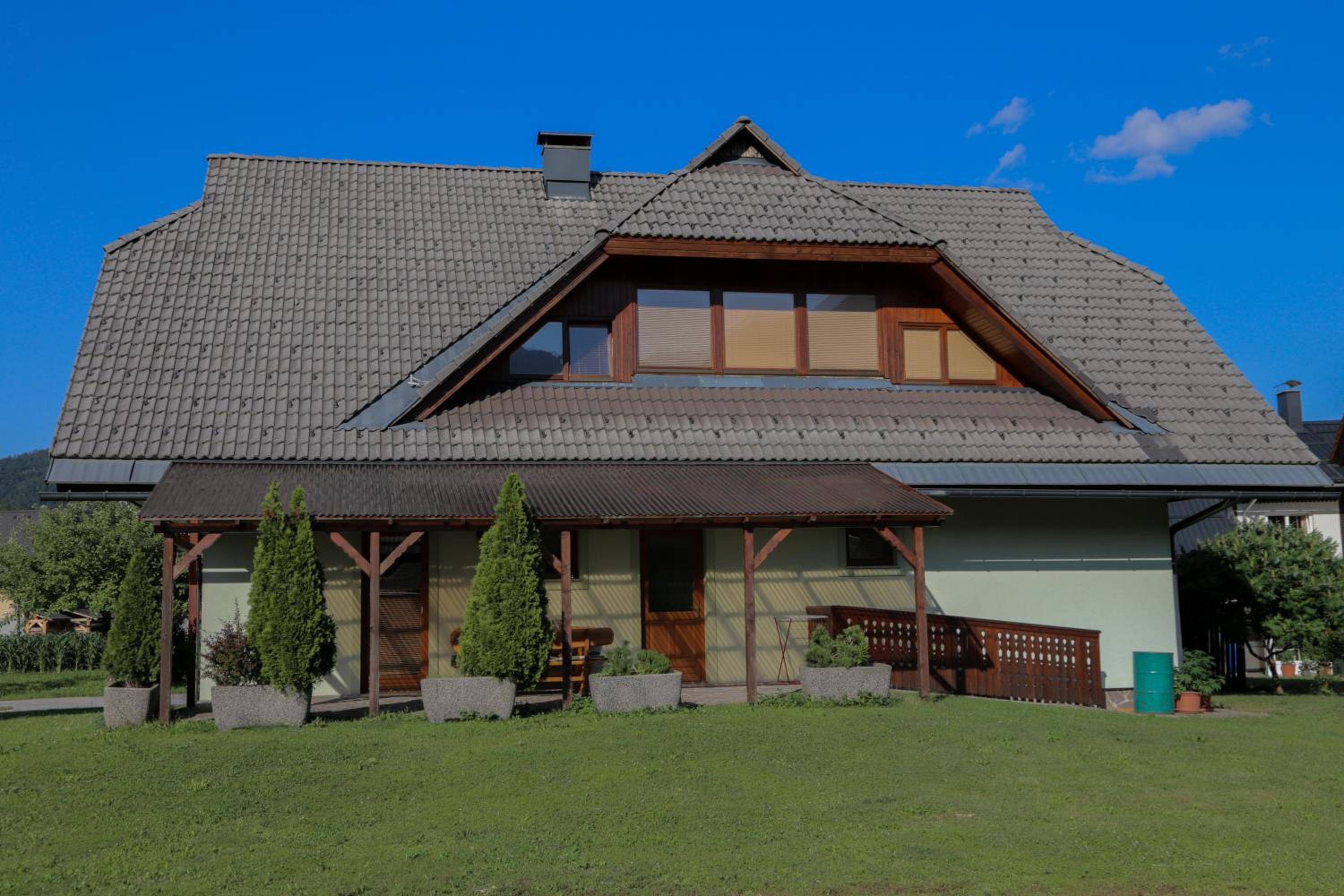 APARTMA KOŠNIK