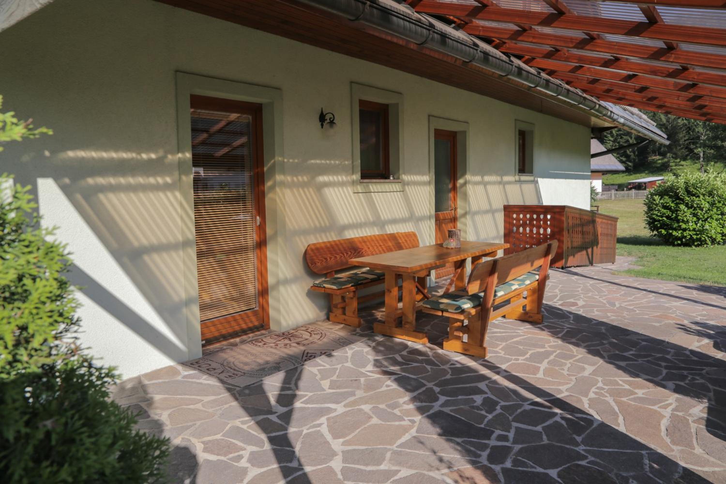 APARTMA KOŠNIK